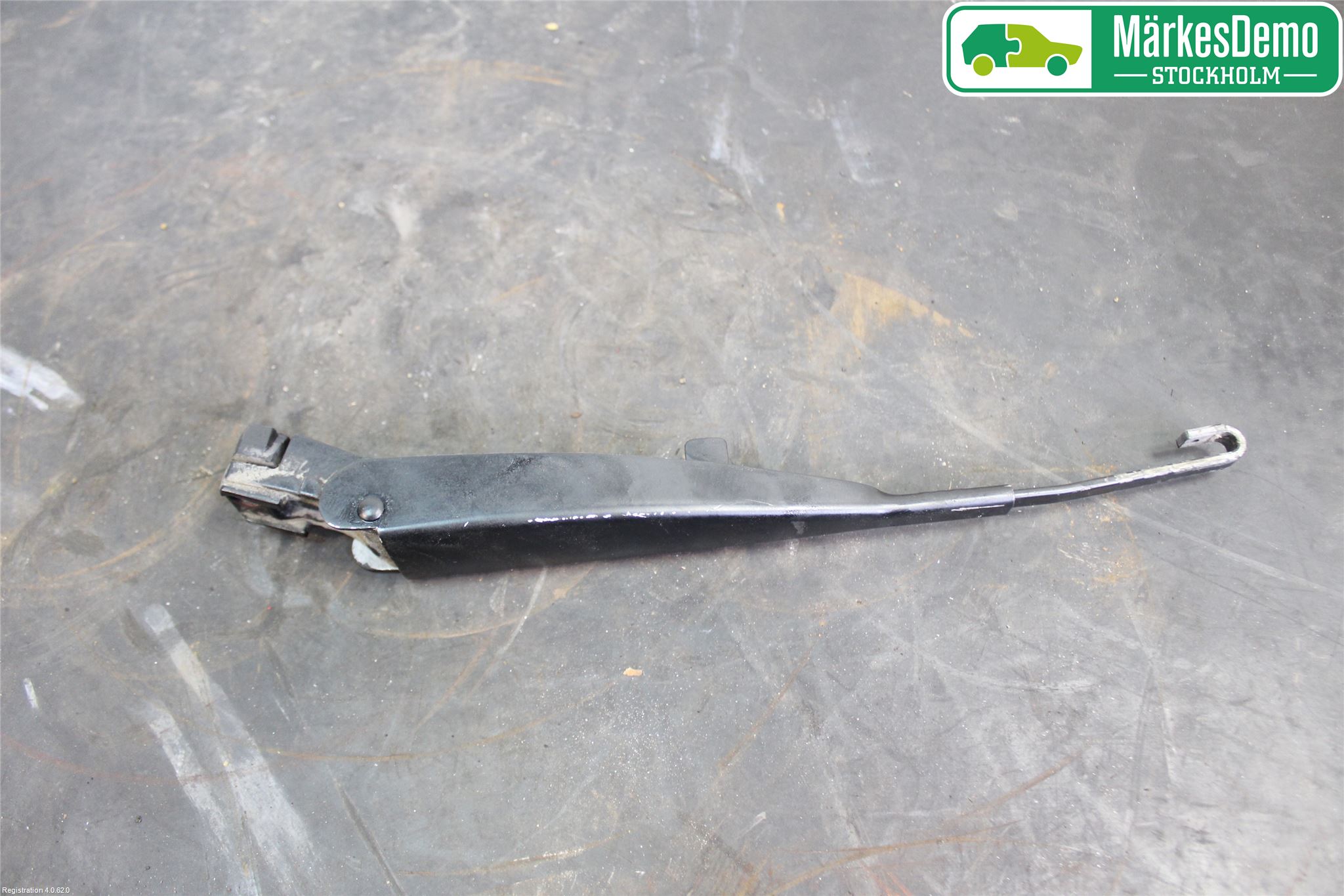 Mercedes-Benz MB 190    (W201) 82-93 Viskerarm-Armer Frontrute