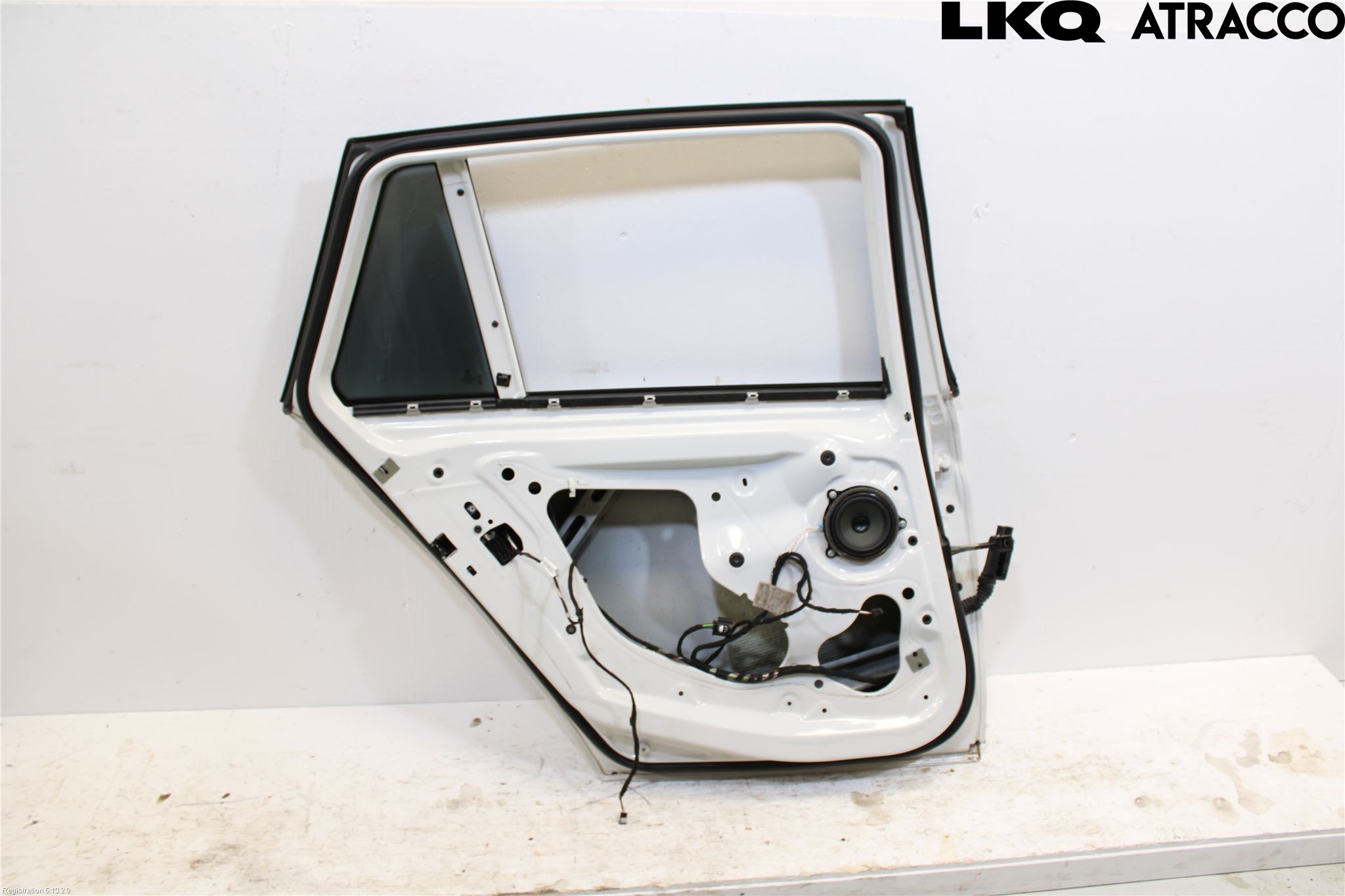 BMW 3 F30/F31/F80 12-19 Dør 4D Bak Venstre