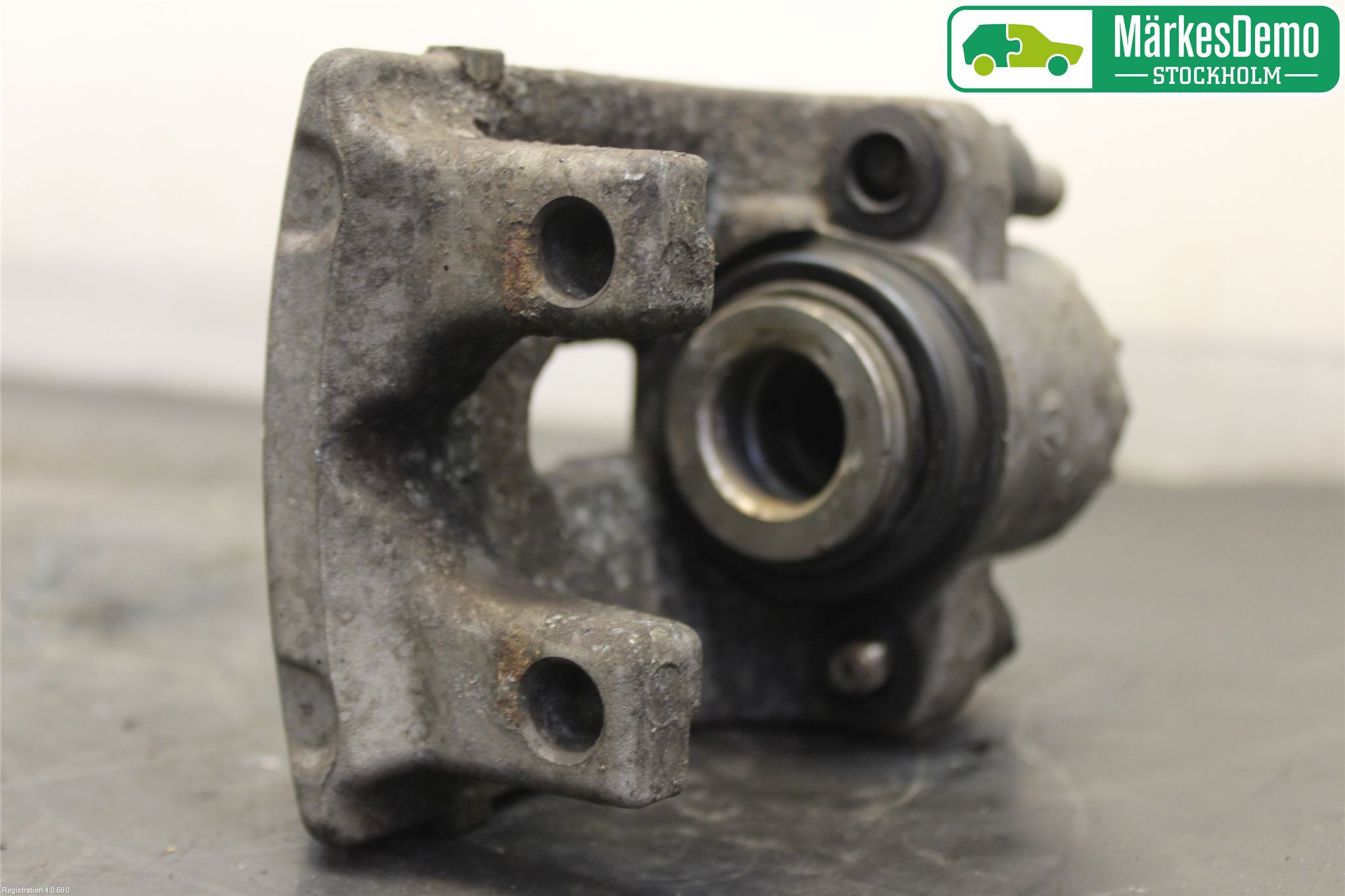 BMW 5 E60/61 Sed/Tou 02-10 Bremsecaliper Bak Venstre