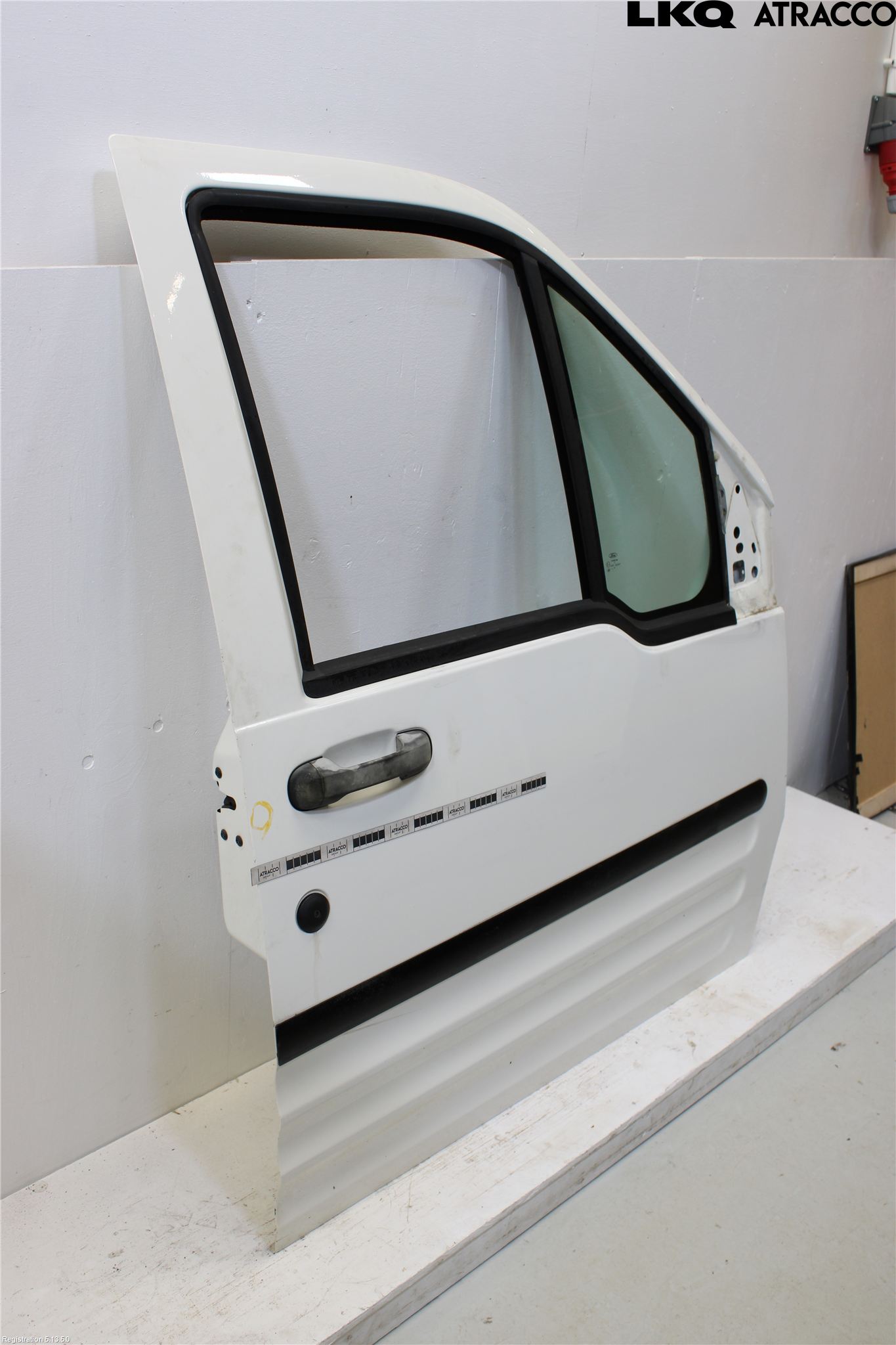 Ford TRANSIT CONNECT 03-08 Dør 4D Foran Høyre