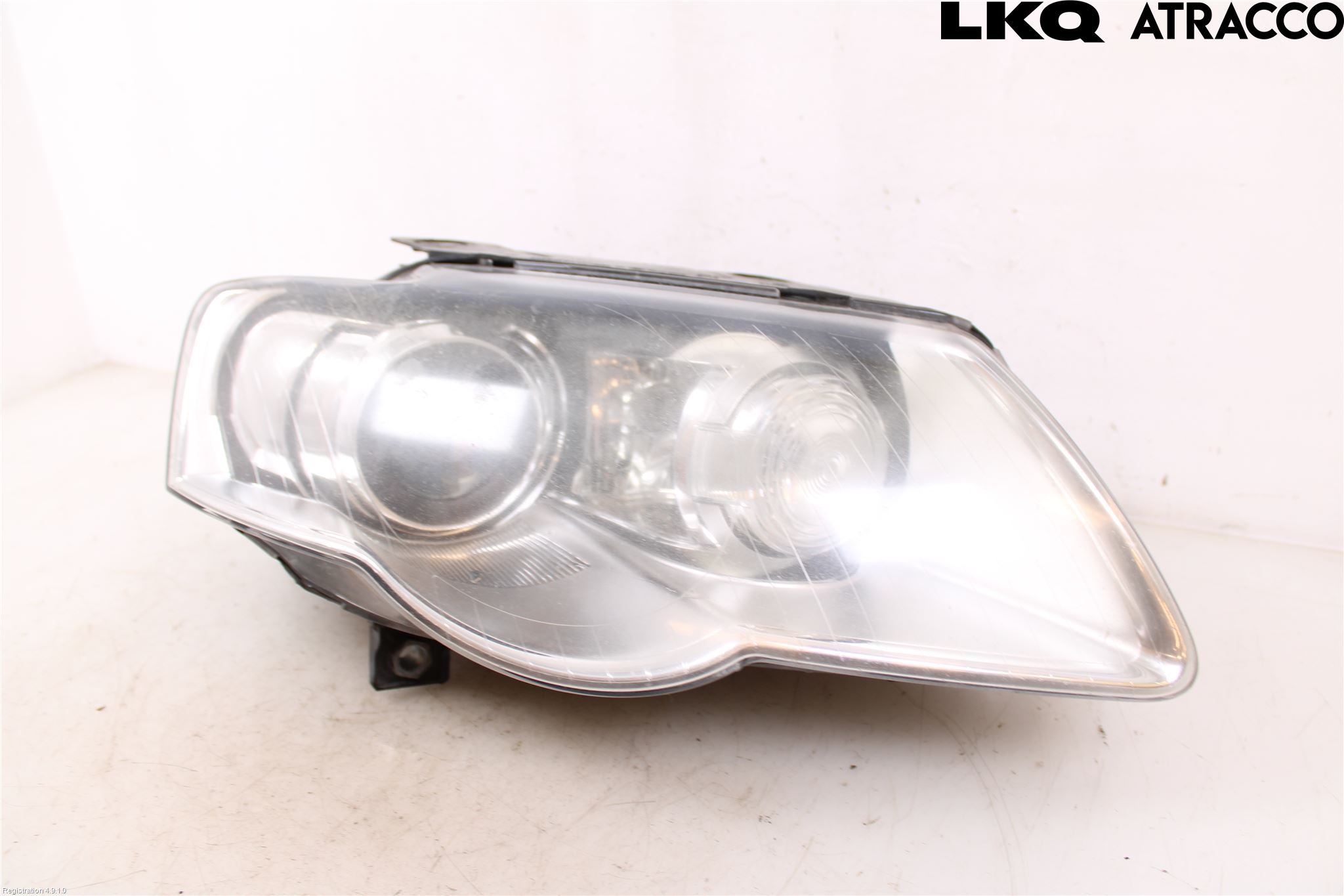 Volkswagen VW PASSAT 05-11 Frontlykt Venstre
