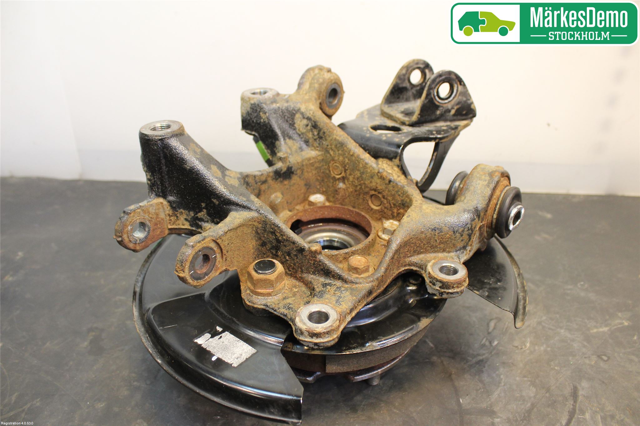 Toyota RAV4 13-18 Spindel Vb