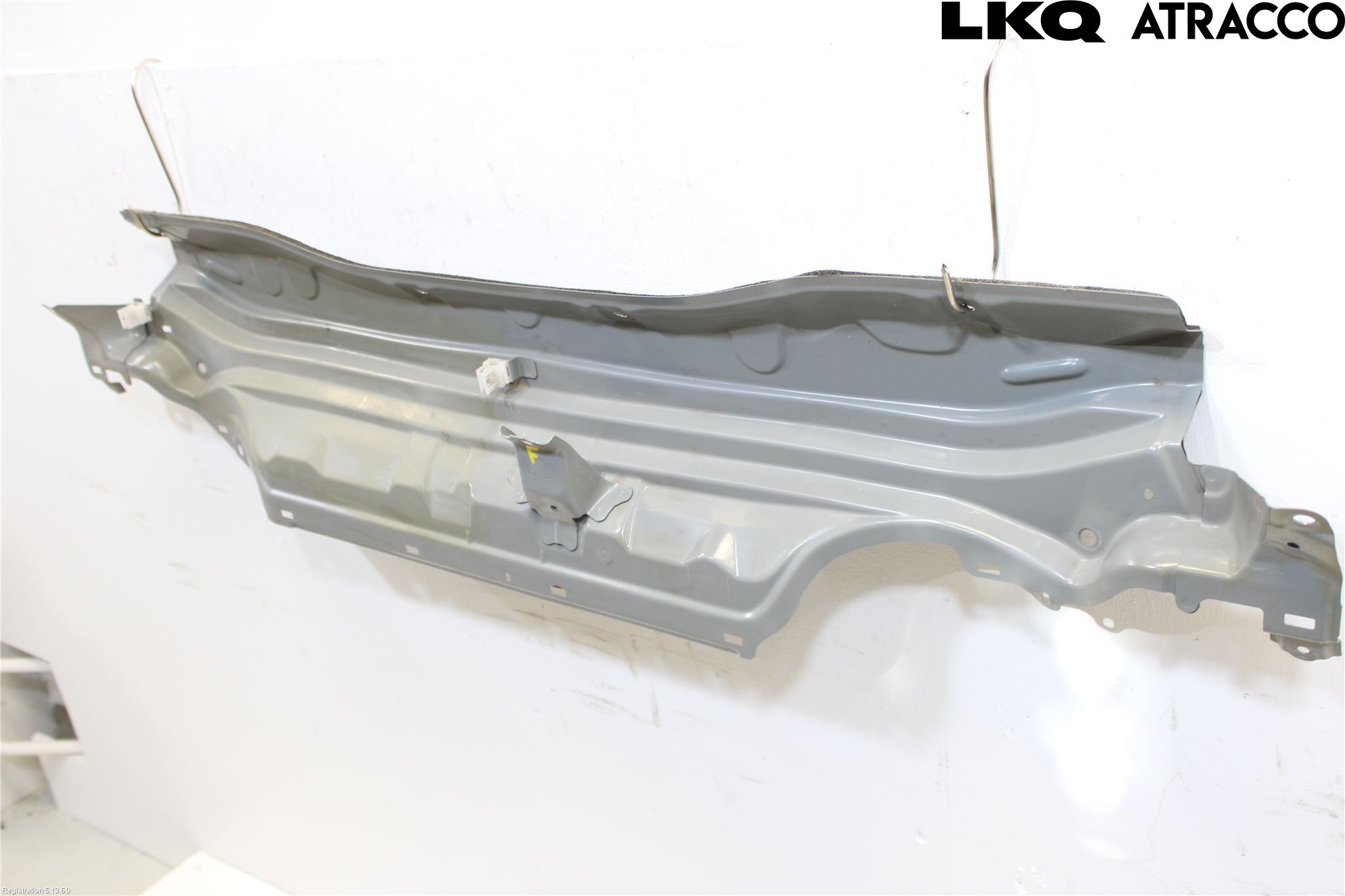 Toyota YARIS XP21 20- Visker Deksel-Grill-Under Frr