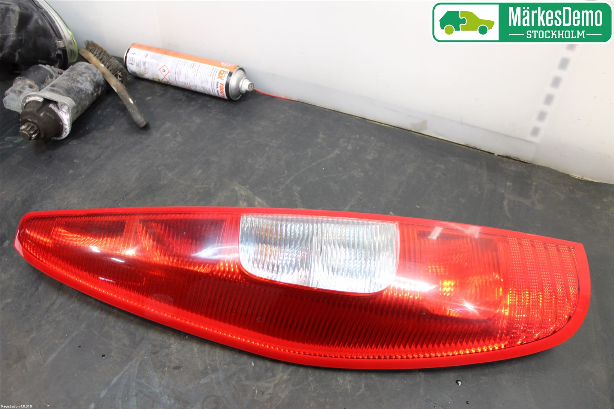 Mitsubishi COLT   04-08 Baklykt Venstre