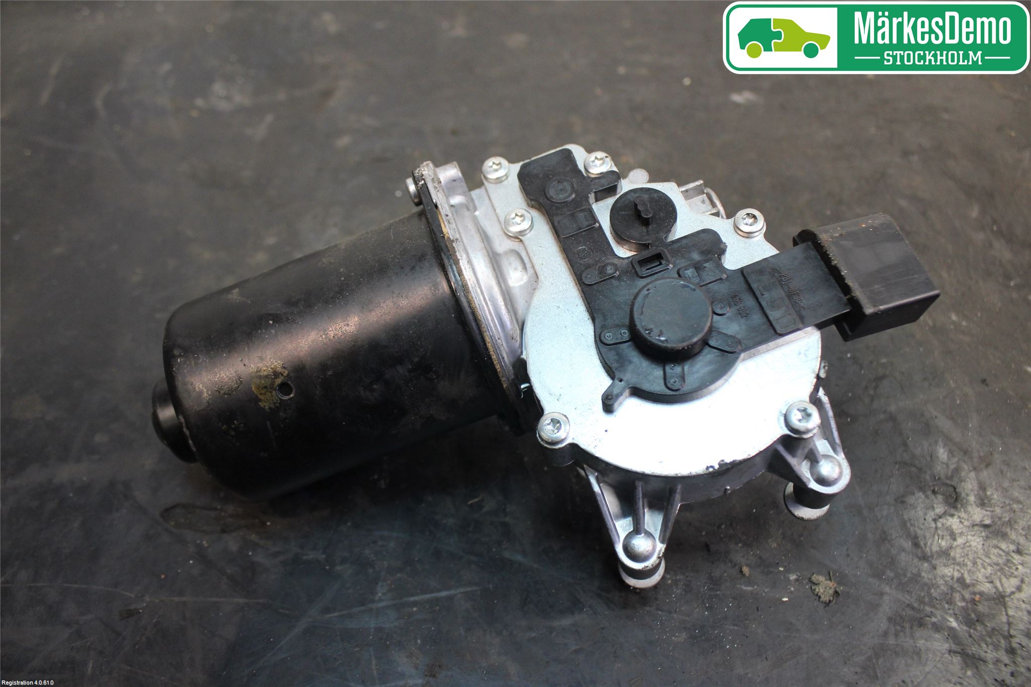 BMW 3 E90/91 SED/TOU 05-12 Viskermotor Frontrute