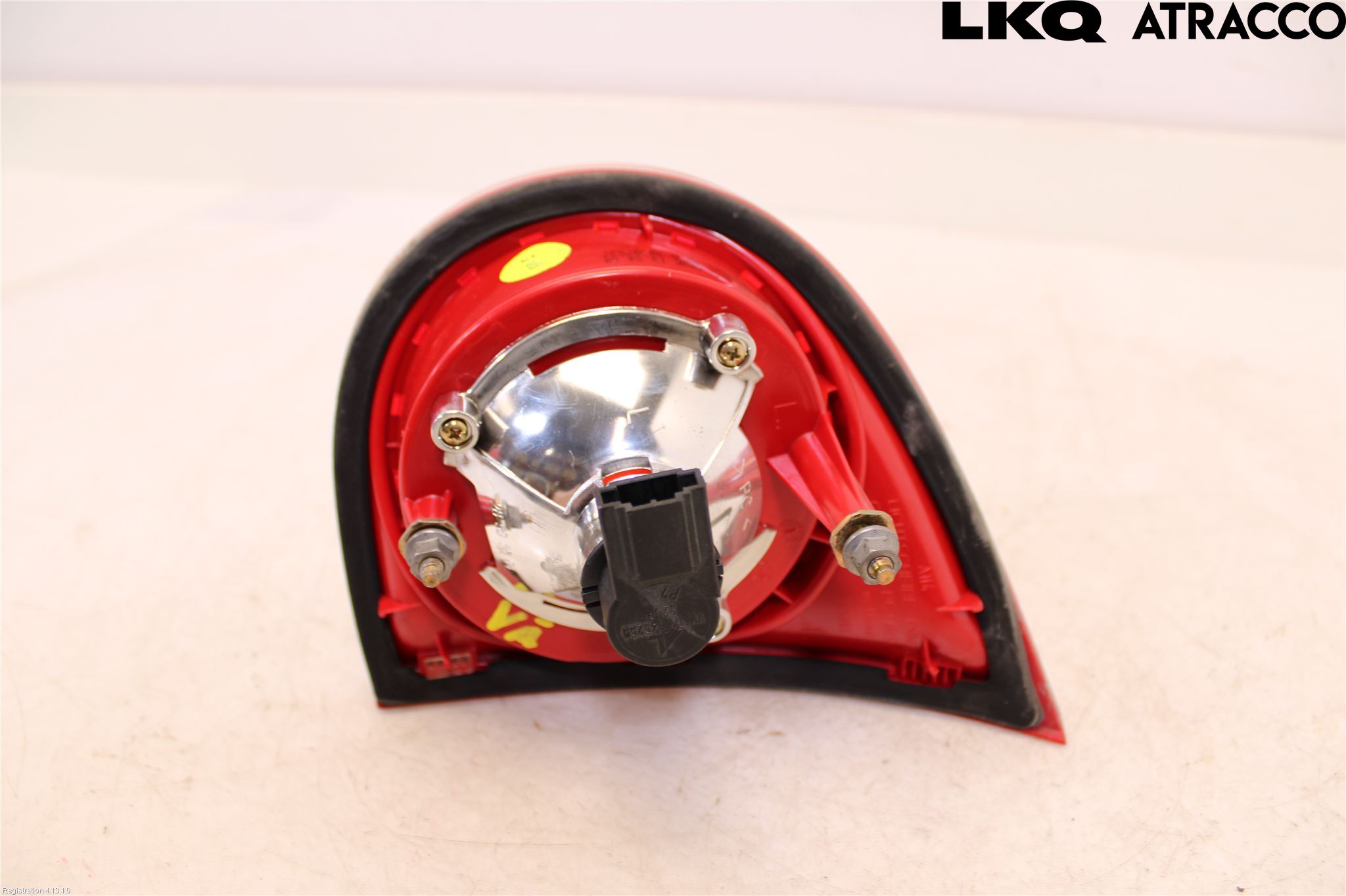 Volkswagen VW GOLF V 04-09 Baklykt Venstre  På Luke(Indre