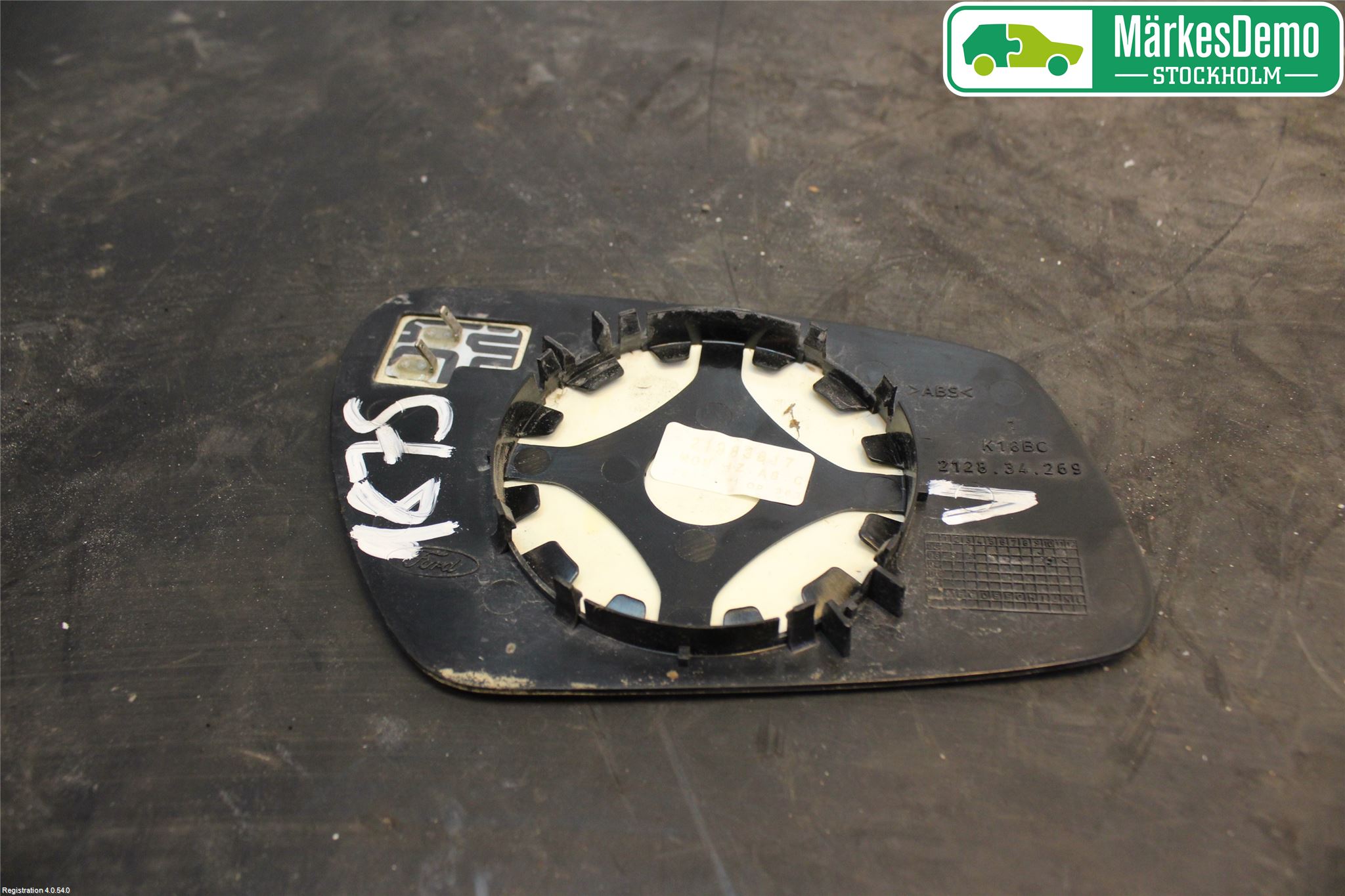 Ford MONDEO     01-06 Speil Glass V