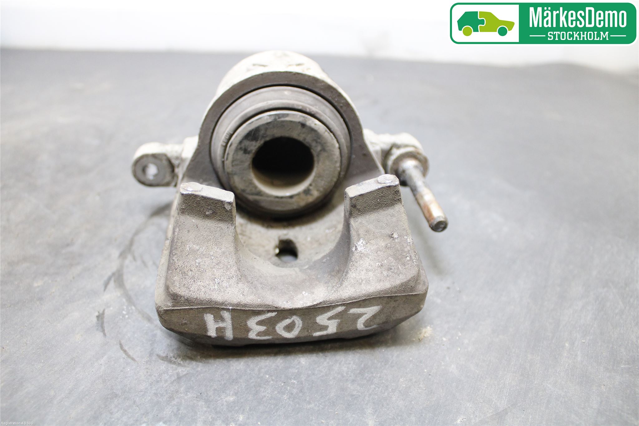 Toyota PRIUS NWH20 04-08 Bremsecaliper Foran Høyre