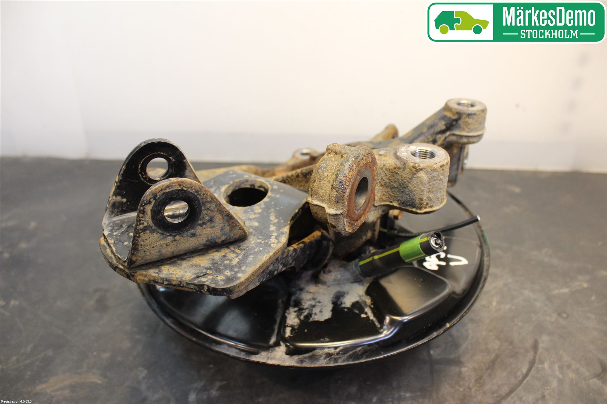 Toyota RAV4 13-18 Spindel Vb