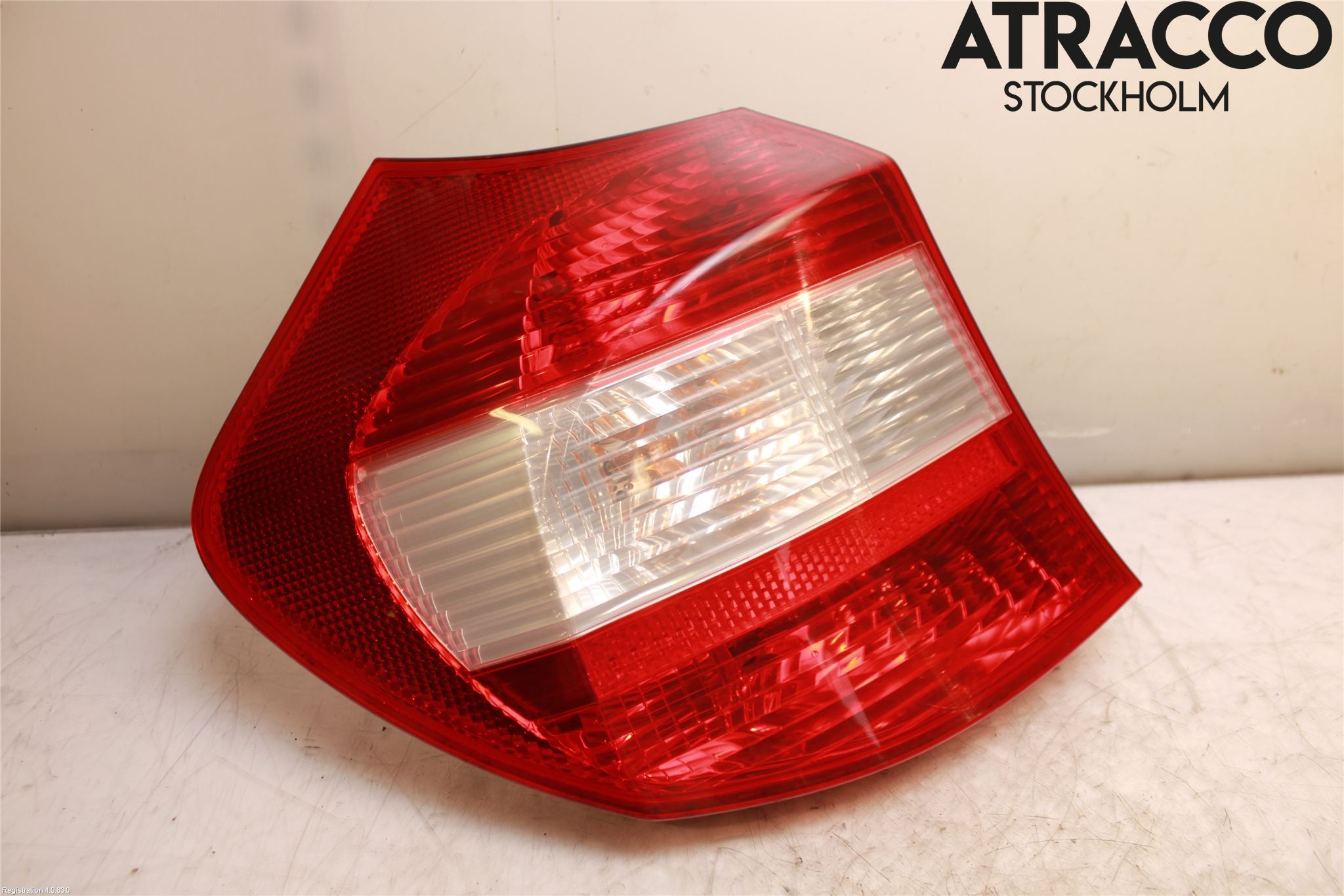 BMW 1 E87/81 5D/3D 03-11 Baklykt Venstre