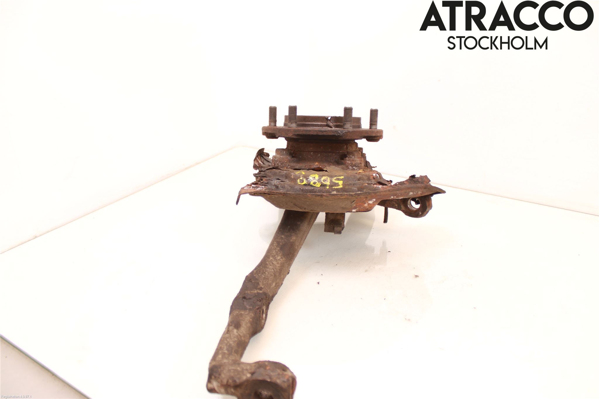 Toyota HILUX 05-16 Spindel Vf