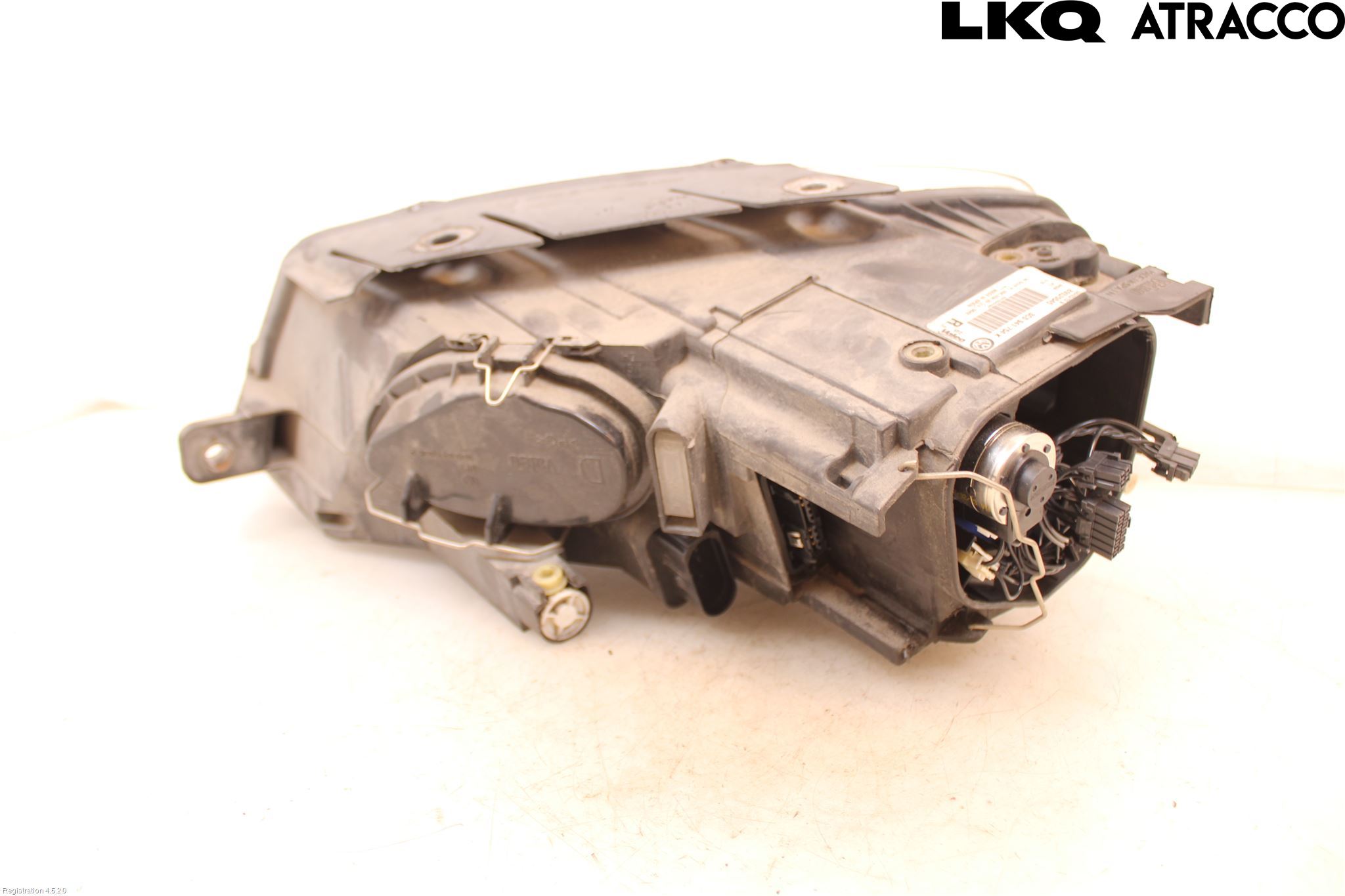 Volkswagen VW PASSAT 05-11 Frontlykt Høyre