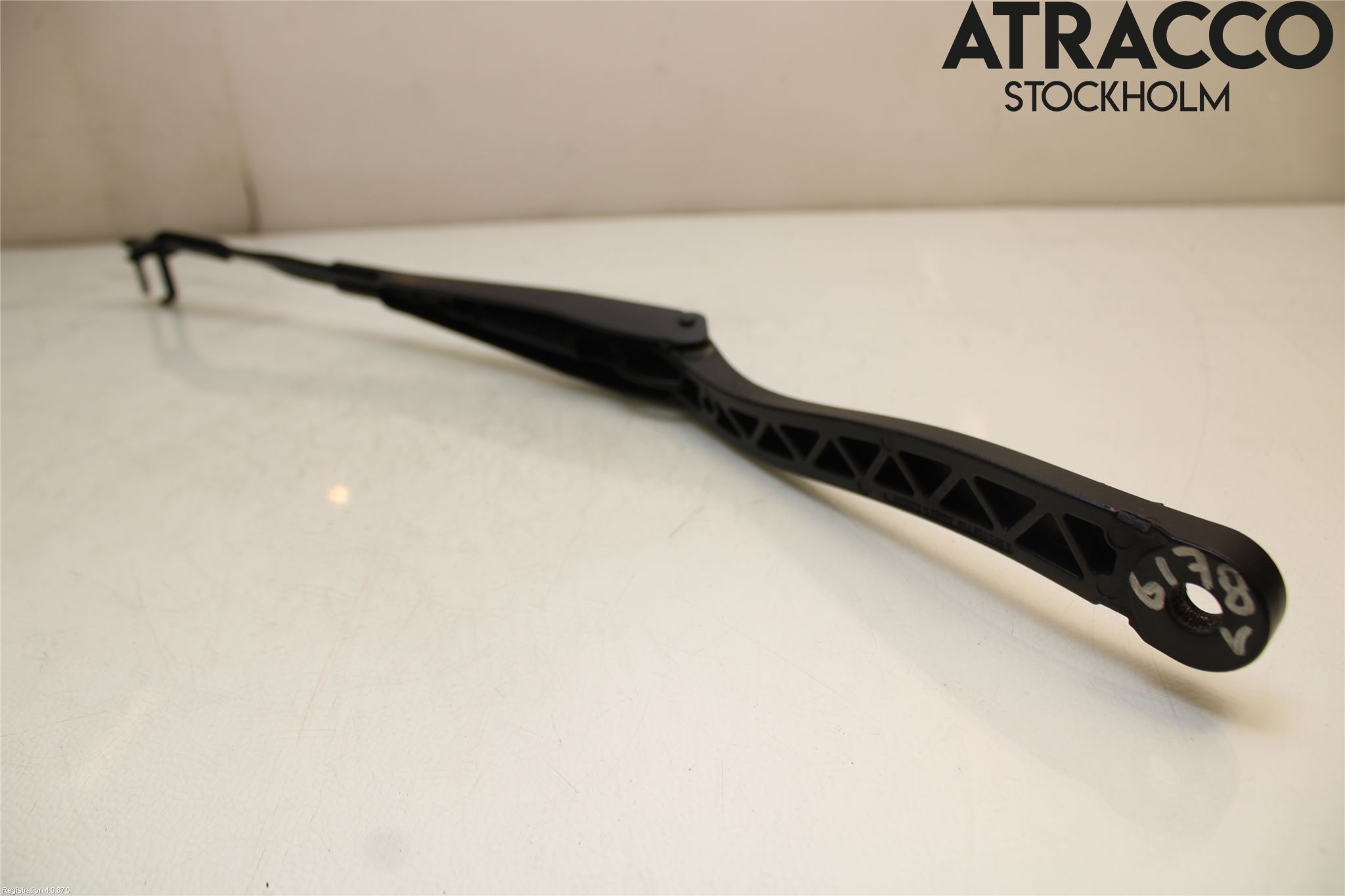 Mercedes-Benz MB E-KLASS (W212) 09-16 Viskerarm-Armer Frontrute