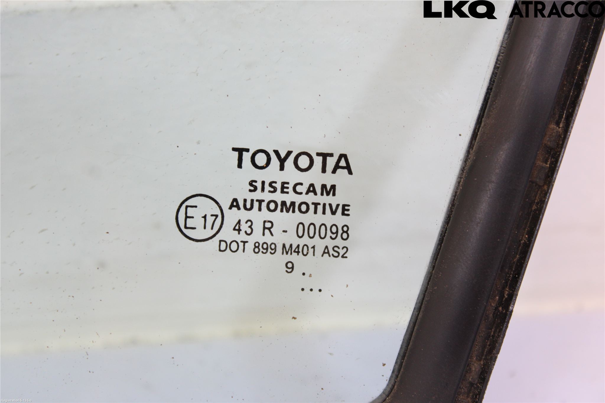 Toyota C-HR 16-23 Dørrute Foran Høyre Trekant