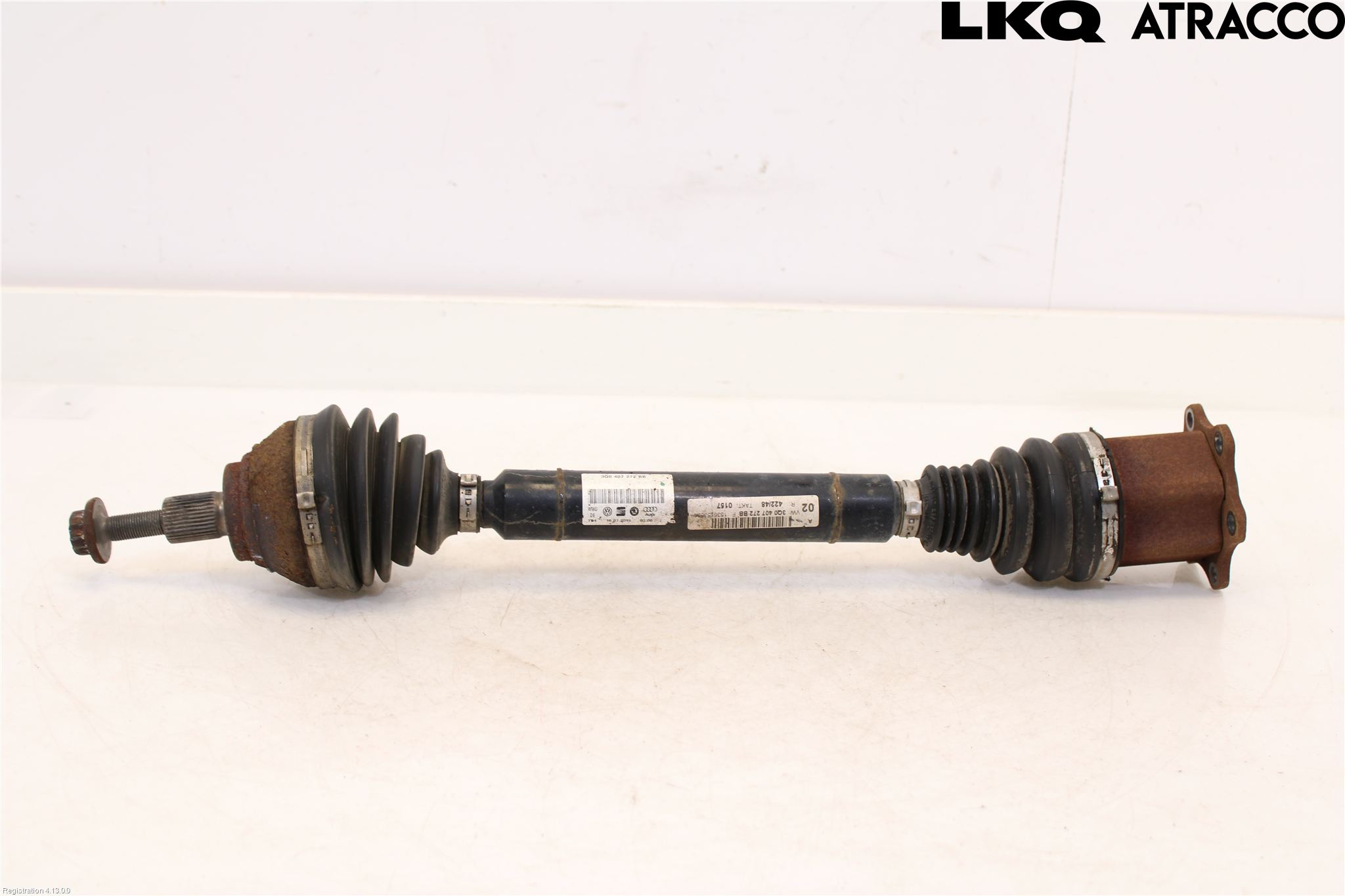Volkswagen VW PASSAT 15-19 Drivaksel Foran Kompl Høyre