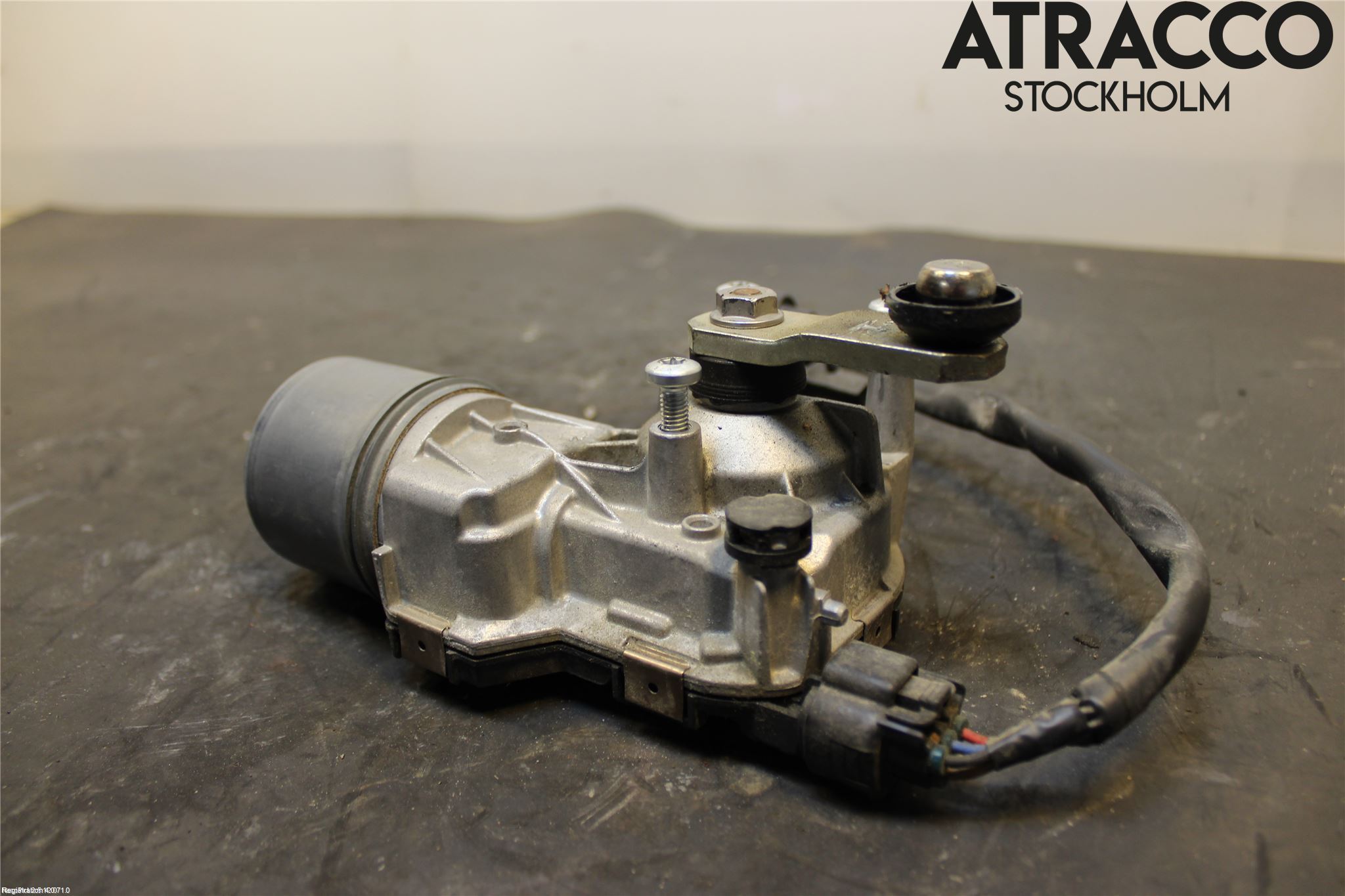 Toyota AVENSIS 09-15 Viskermotor Frontrute