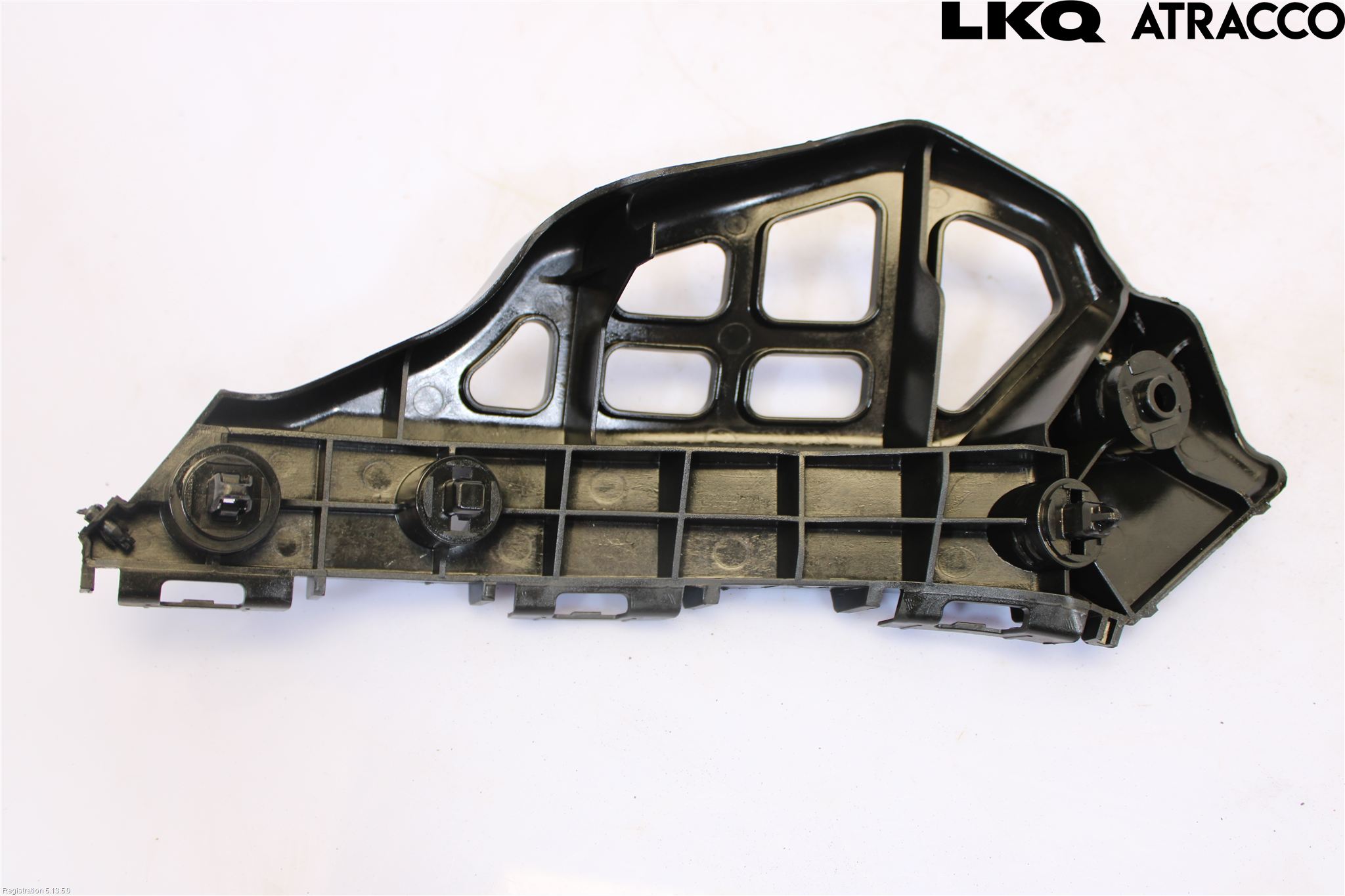Toyota AURIS 13-19 Støtfangerfeste Foran Høyre