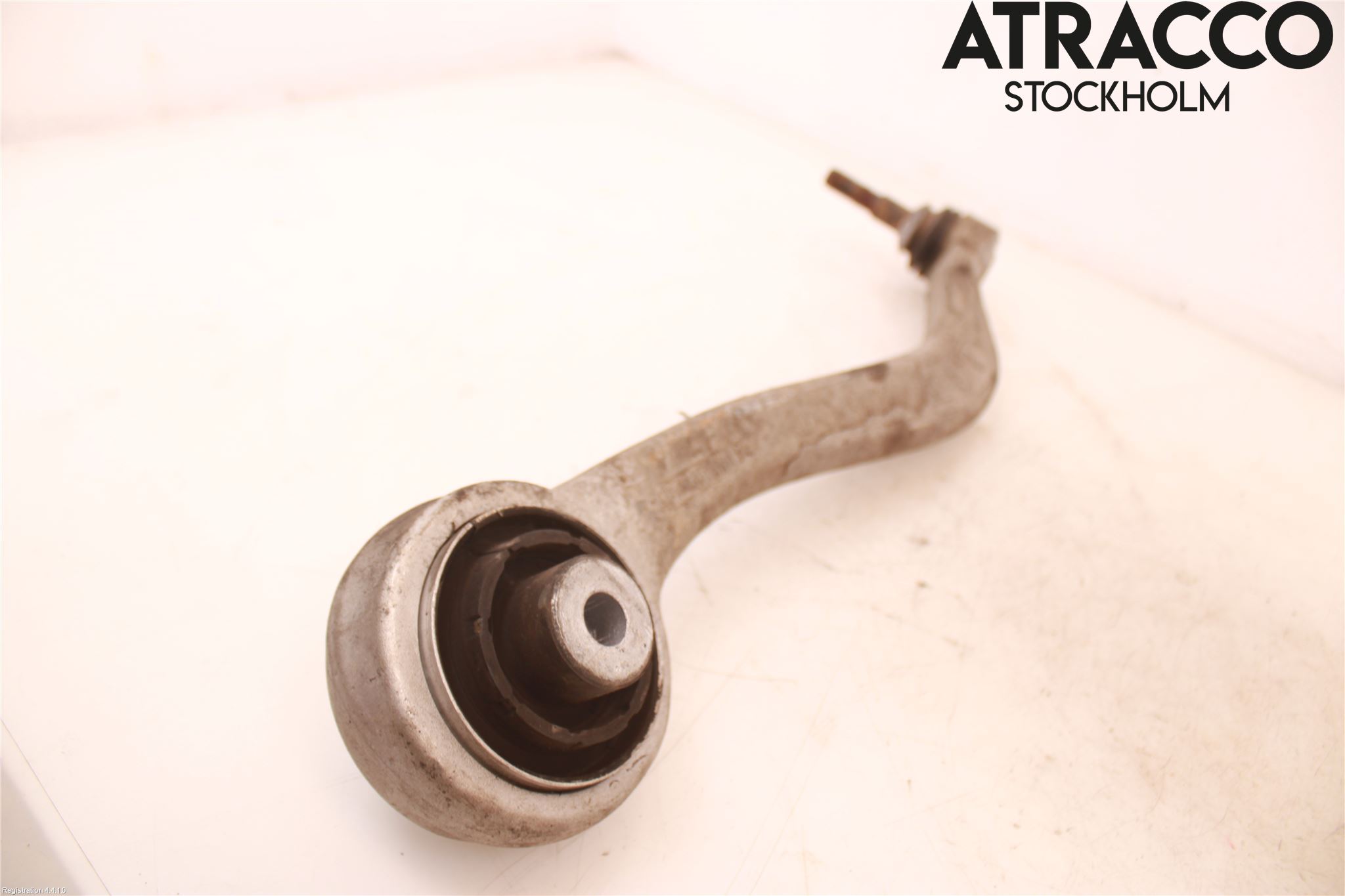 BMW 2 F22/F23/F87 Coupé/Cab 13-21 Bærearm Foran Venstre Nedre