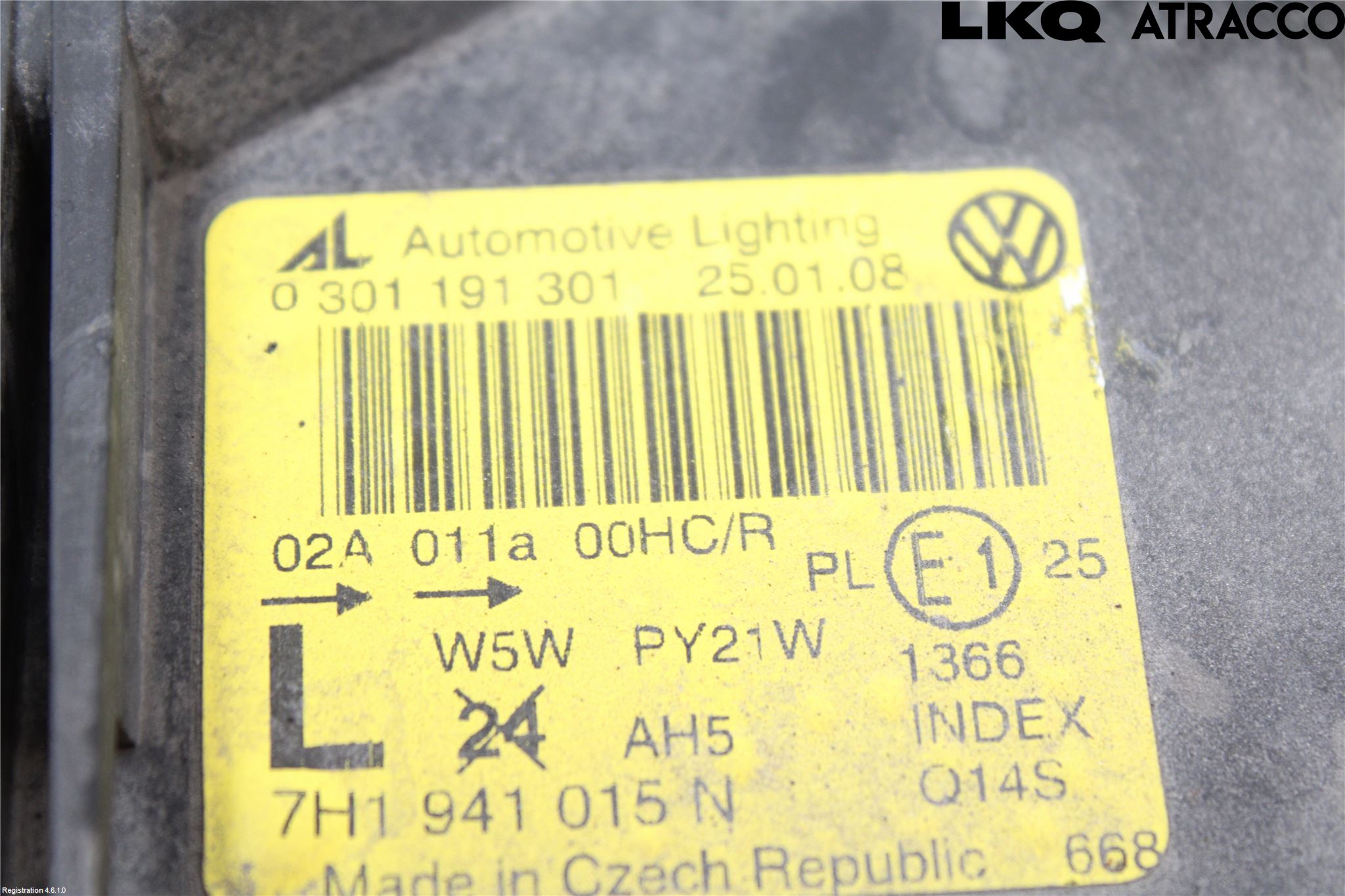 Volkswagen VW TRANSP/CARAVELLE (T5) 04-15 Frontlykt Venstre