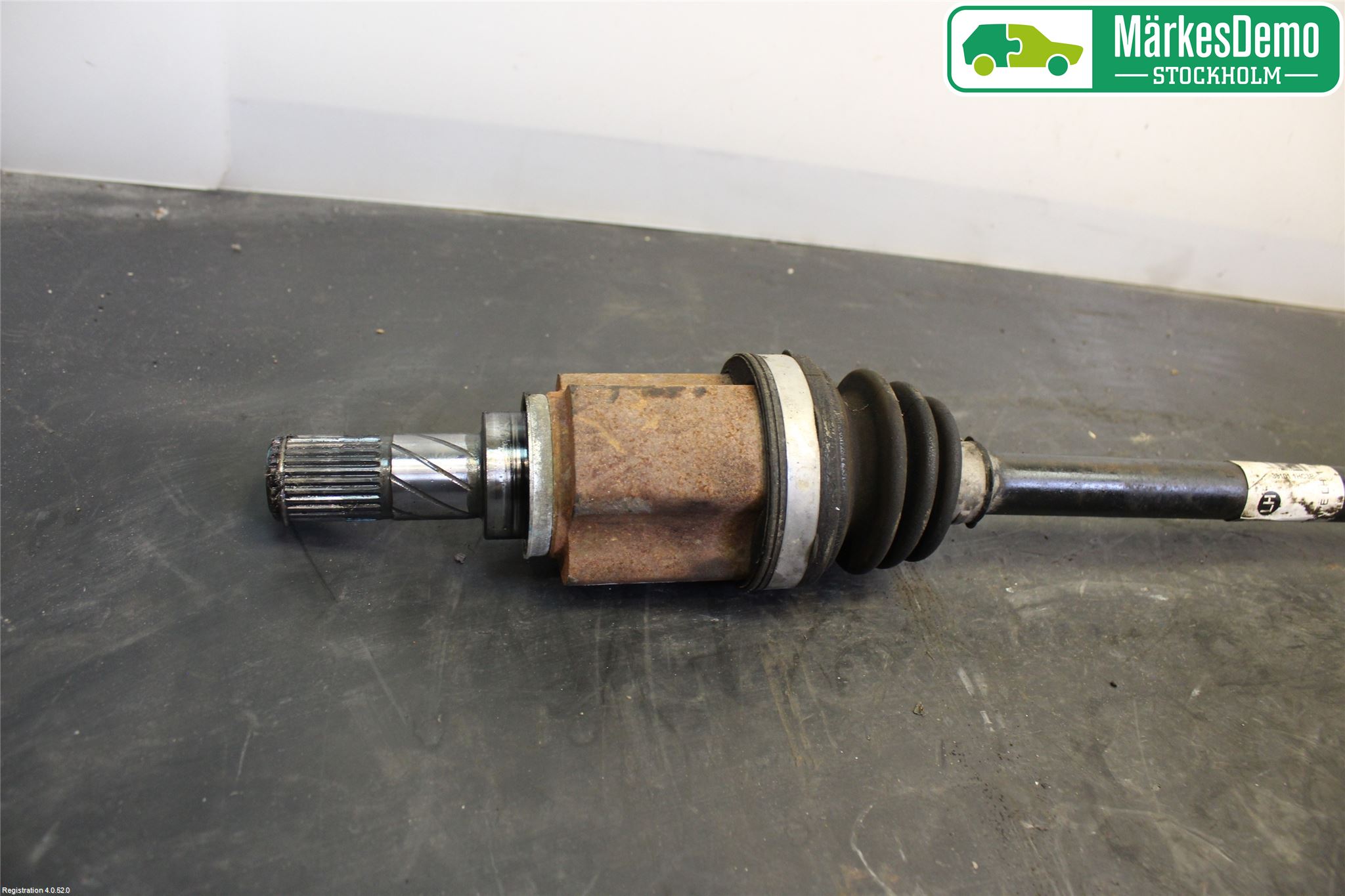 Nissan MICRA 11-16 Drivaksel Foran Kompl Venstre