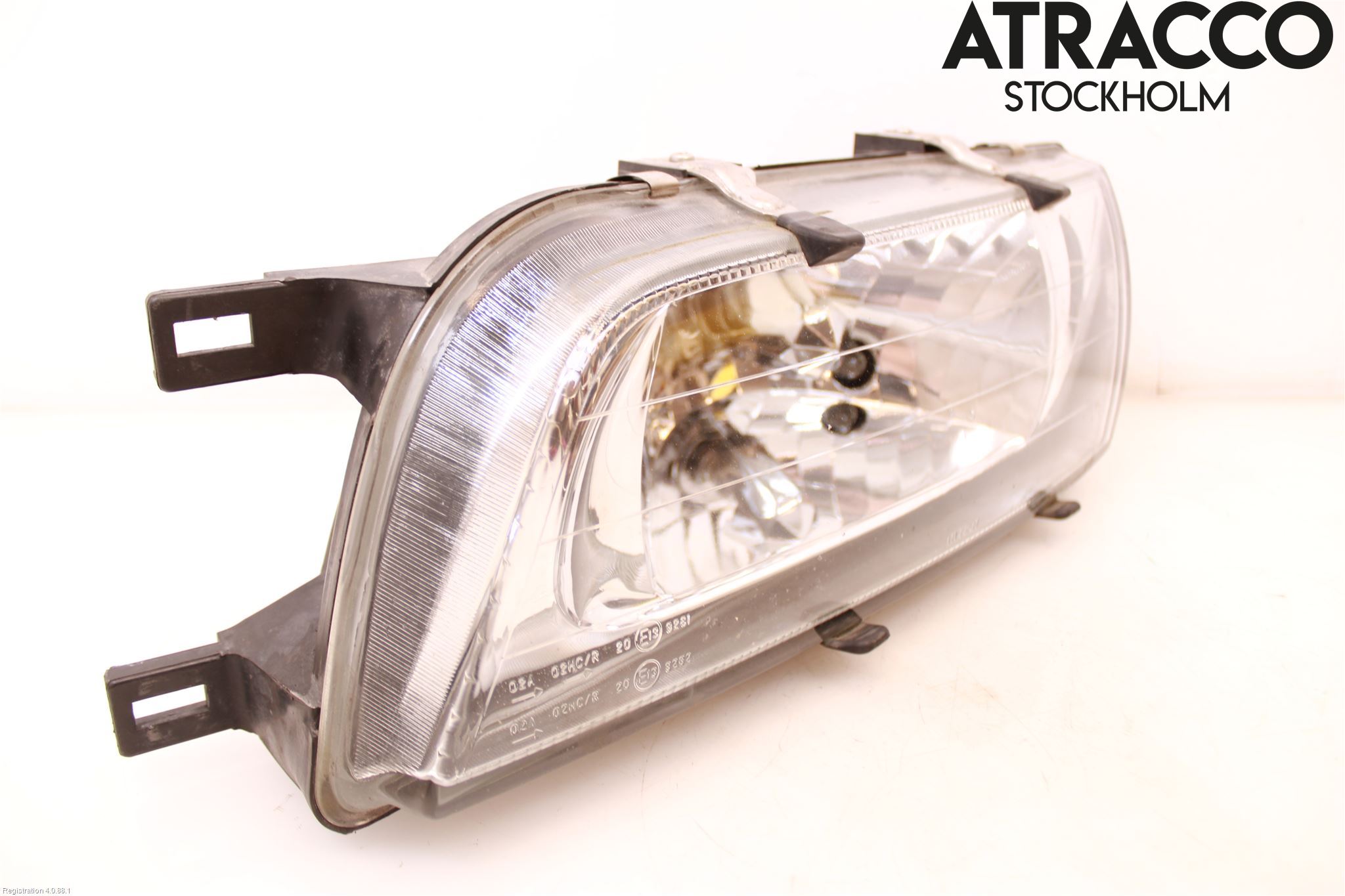 Nissan ALMERA    96-00 Frontlykt Venstre