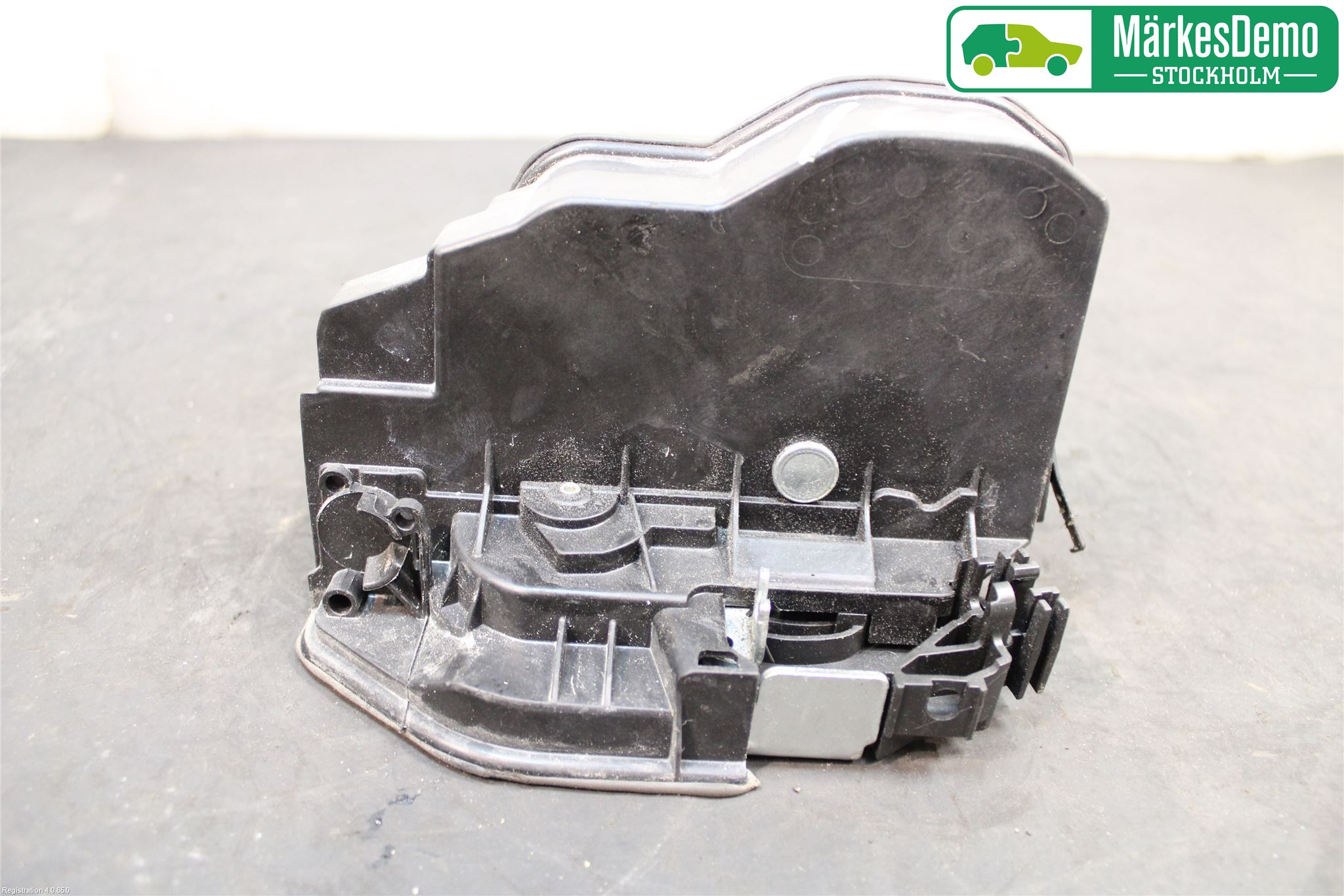 BMW 4 F32/F33/F82/F83 13-20 Dørlås - Låsekasse
