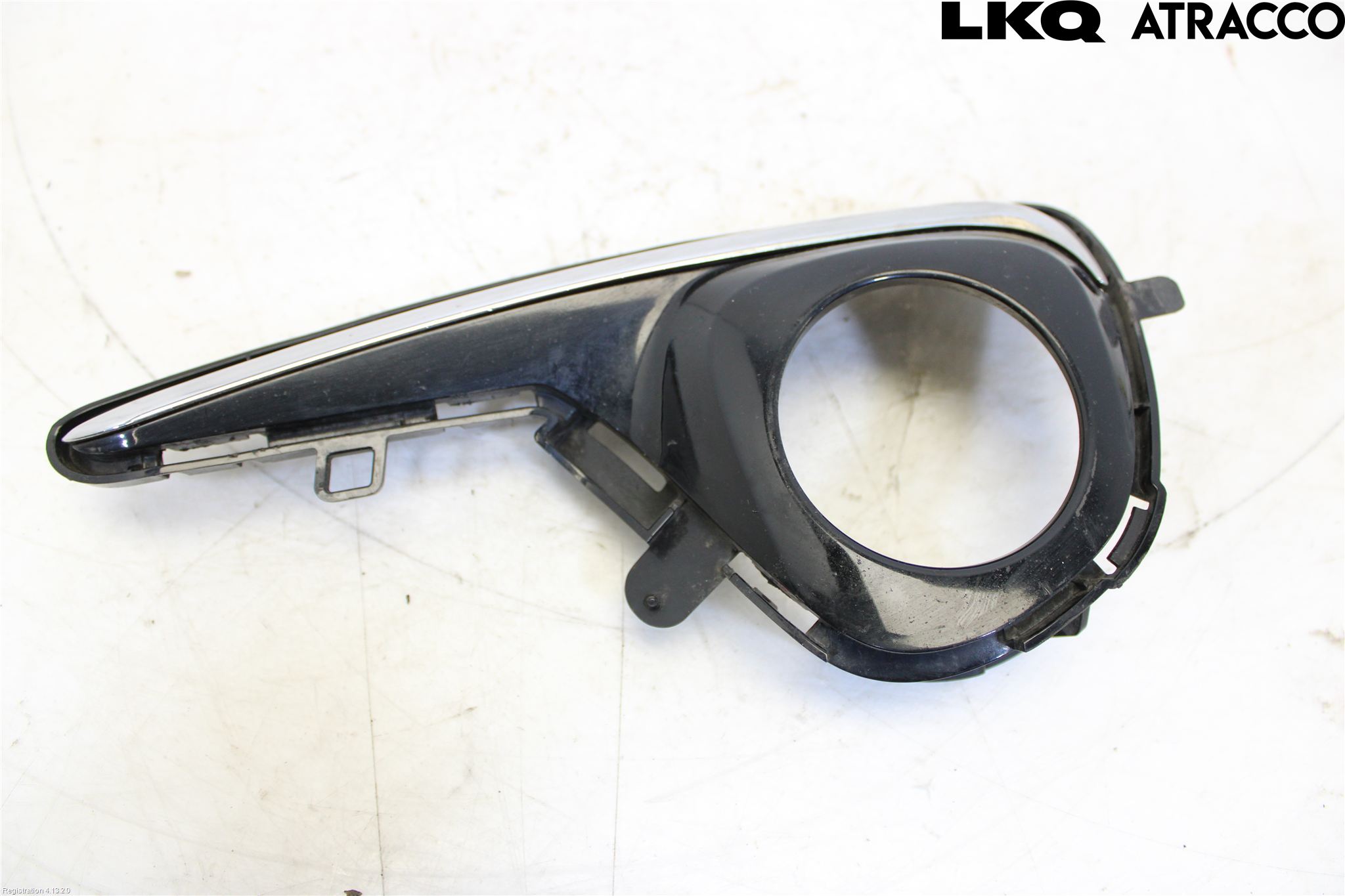 Toyota YARIS XP130 15-20 Frontlykt Kurve-Tåkelys Ramme