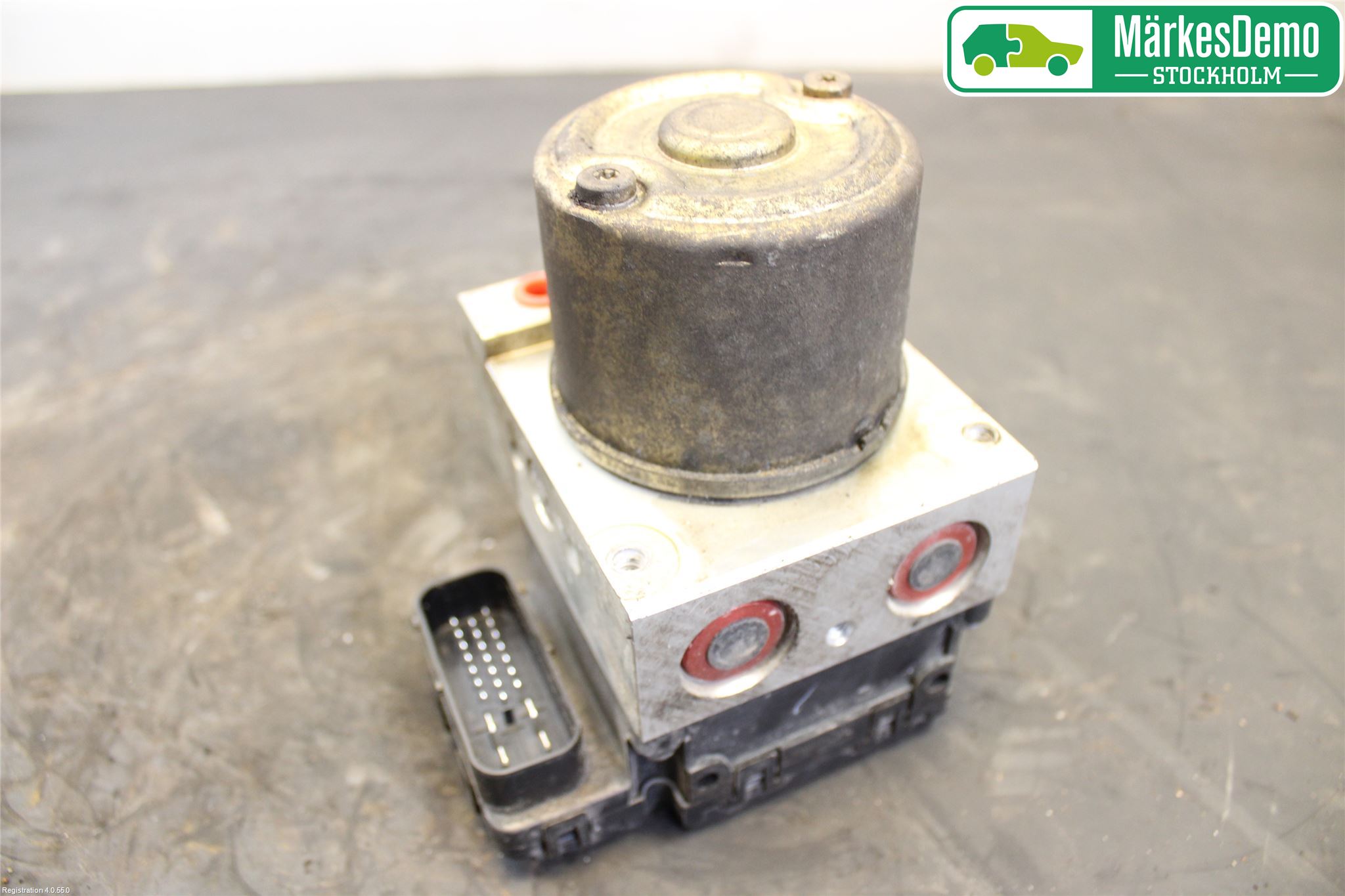 Mitsubishi SPACE WAG 99- Abs Hydraulikkaggregat