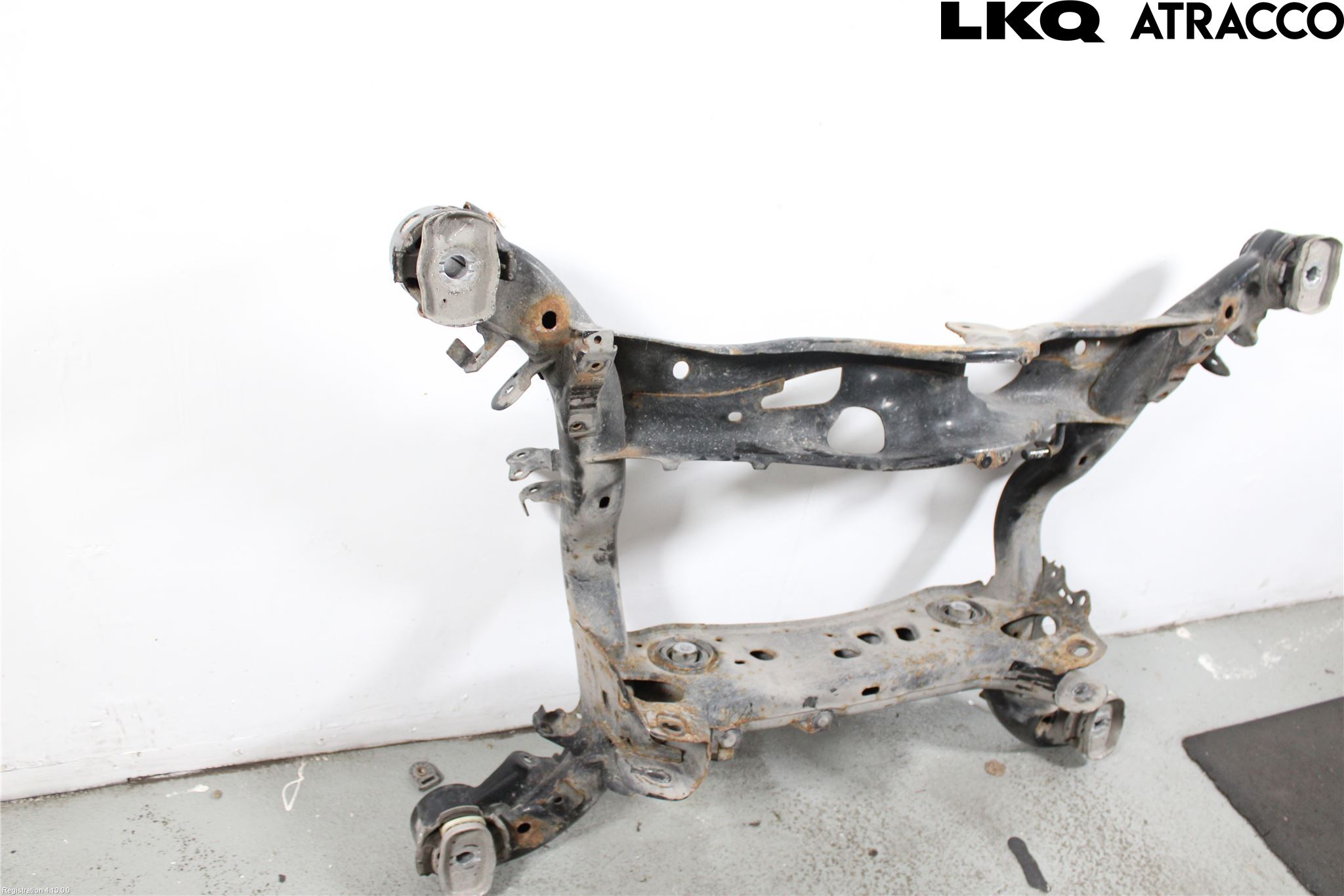 Audi A6/S6 4G 11-18 Bakaksel Feste Travers-Ramme