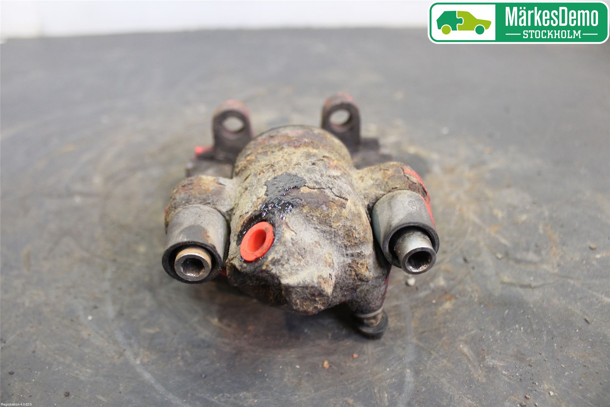 BMW 3 E46      98-05 Bremsecaliper Bak Høyre