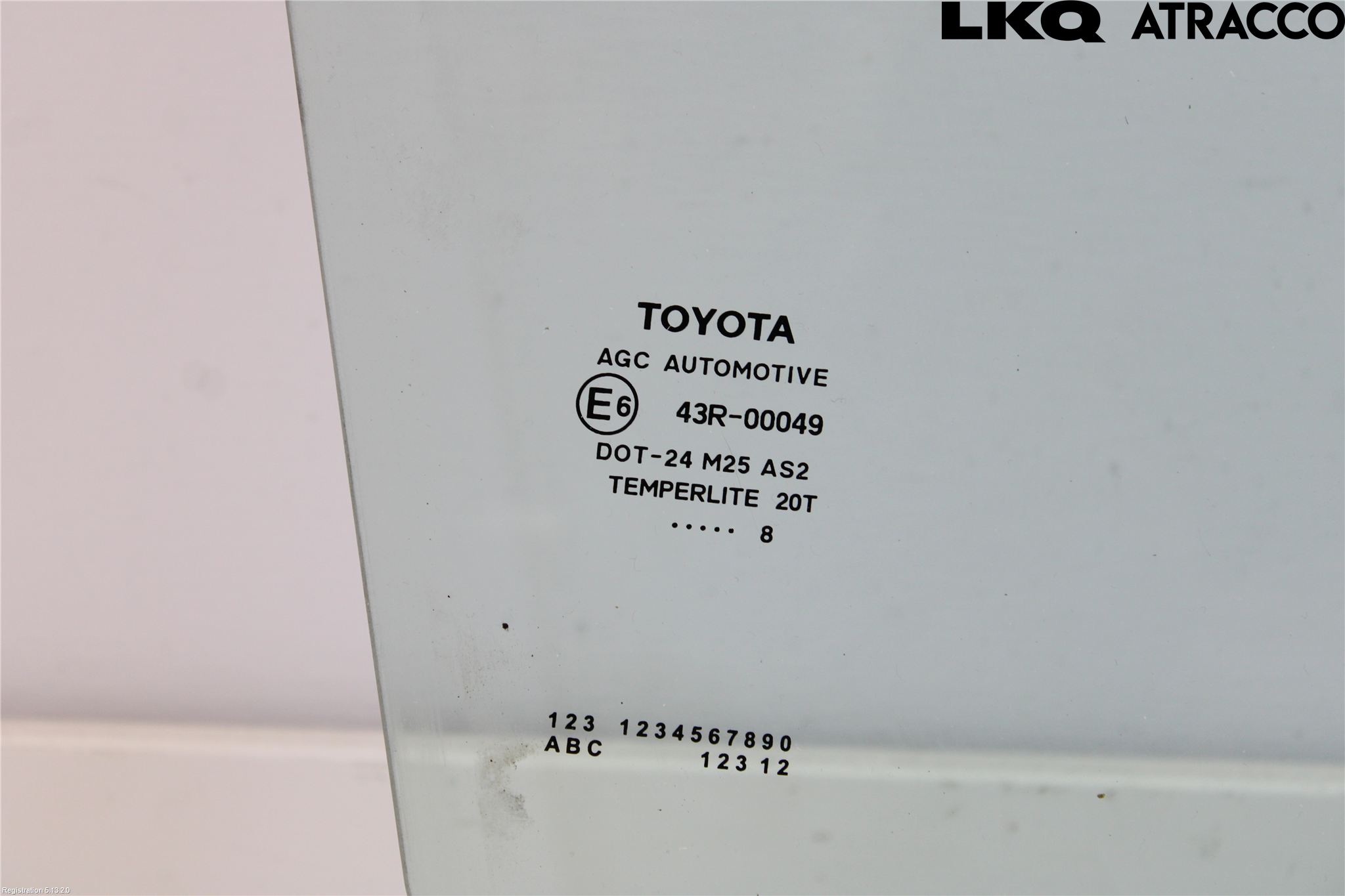Toyota AURIS 13-19 Dørrute Foran Høyre 4 Dørs