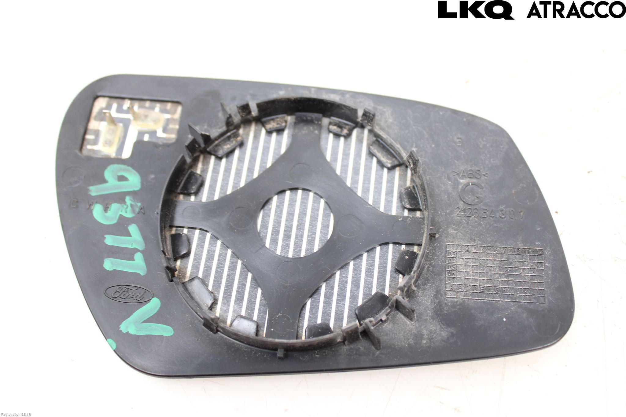 Ford FOCUS     04-07 Speil Glass V