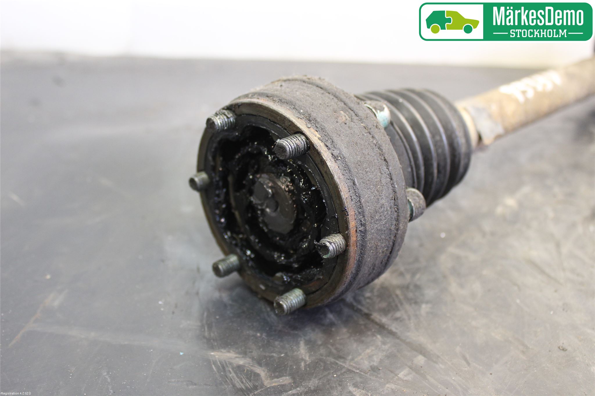 Audi A3/S3     96-03 Drivaksel Foran Kompl Venstre