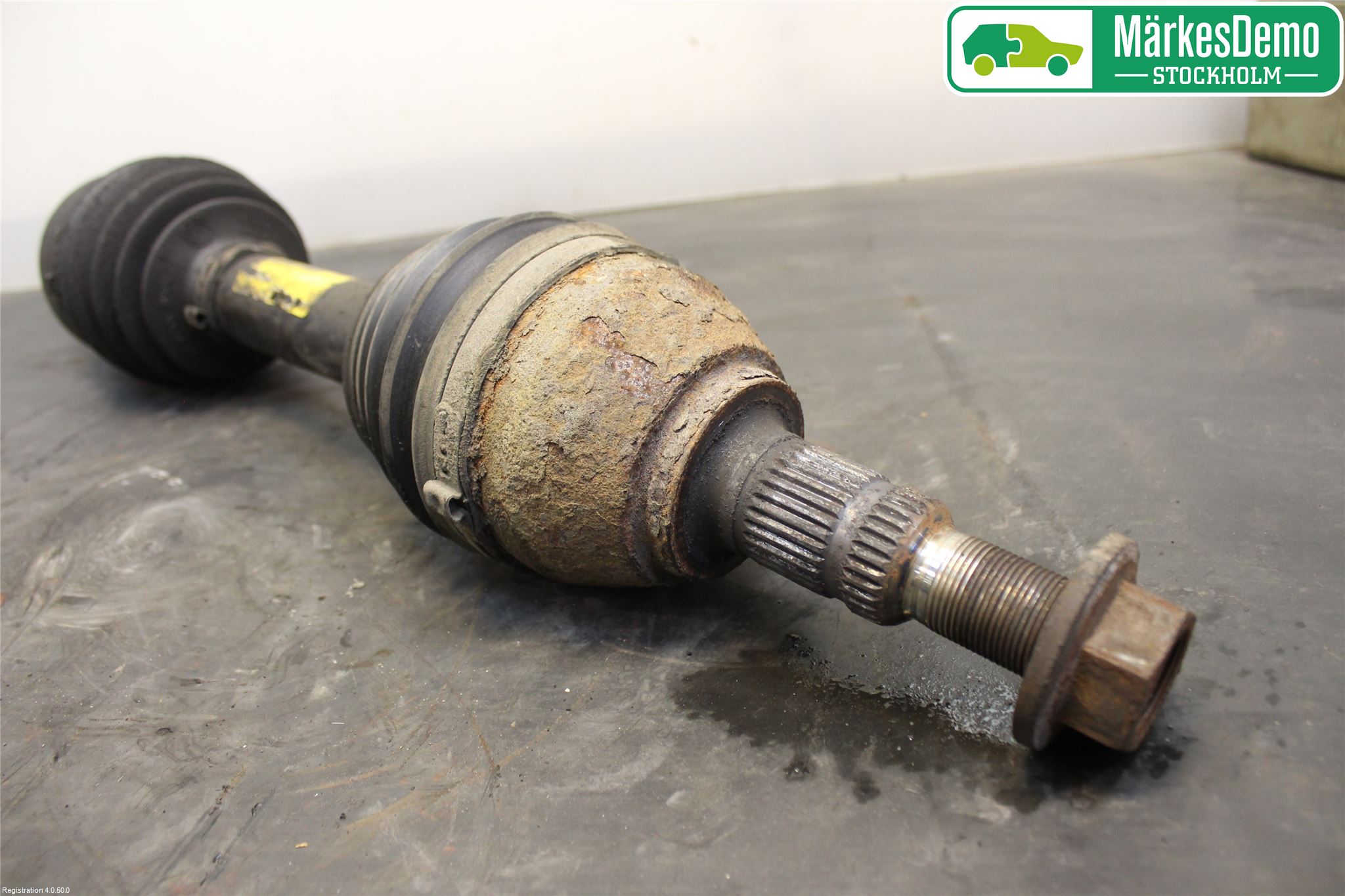 Saab 9-3 VER 2 Drivaksel Foran Kompl Venstre