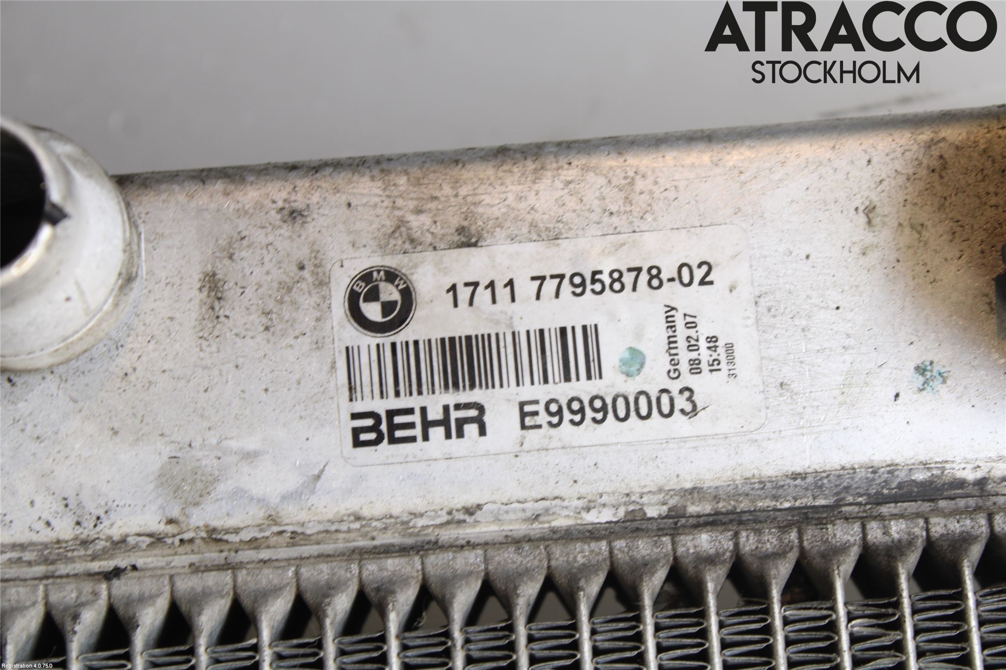 BMW 5 E60/61 Sed/Tou 02-10 Radiator Automat