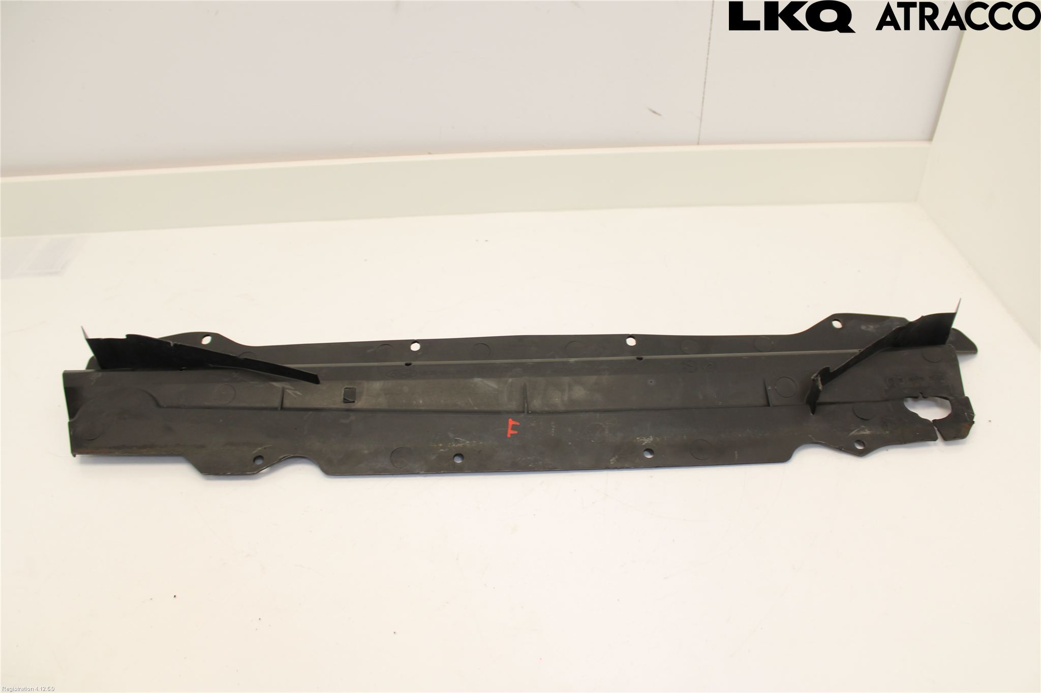 Ford TRANSIT SKÅP/BUSS 14-22 Luftstyring Front