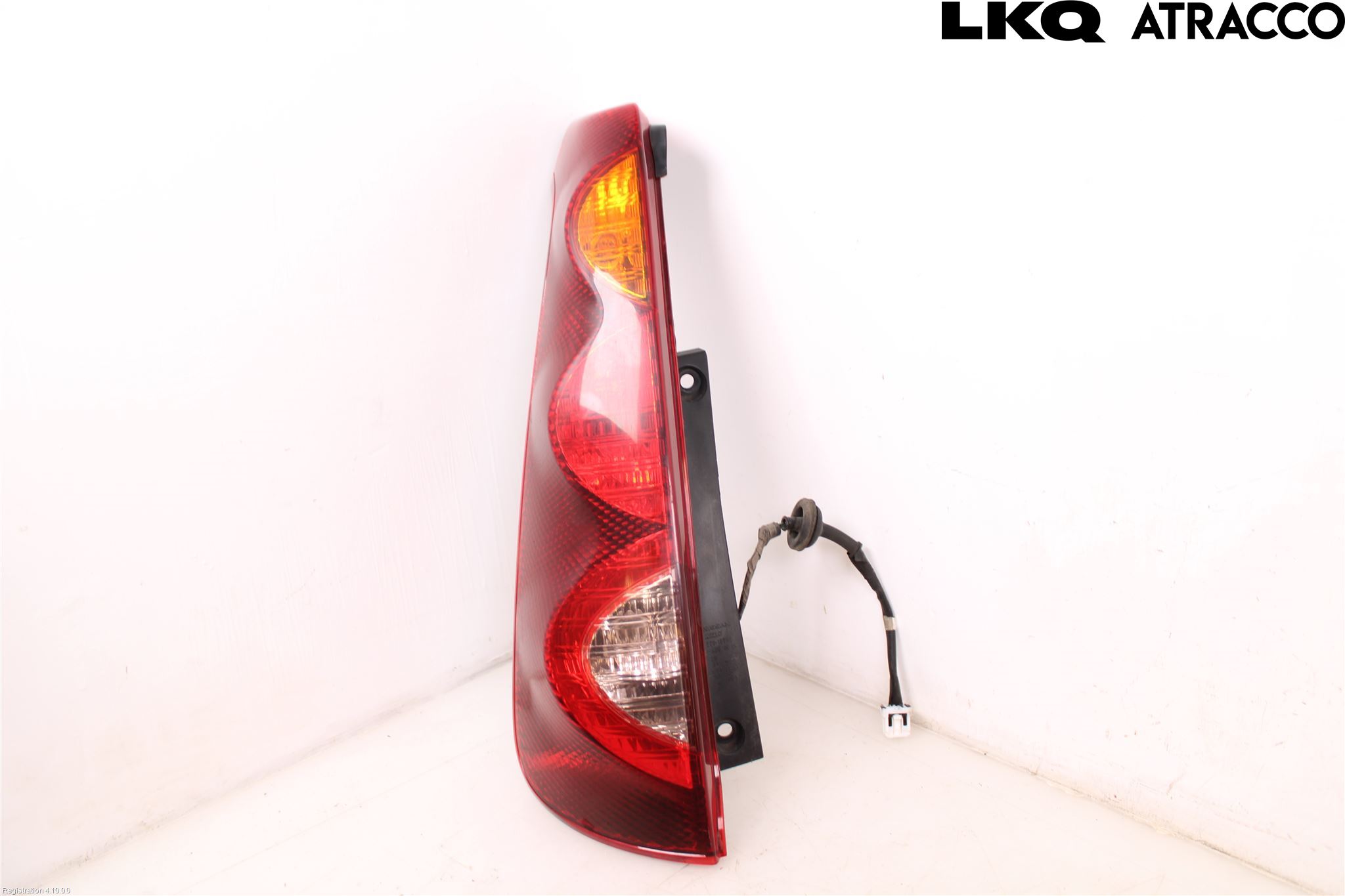 Nissan NOTE E11 06-14 Baklykt Venstre