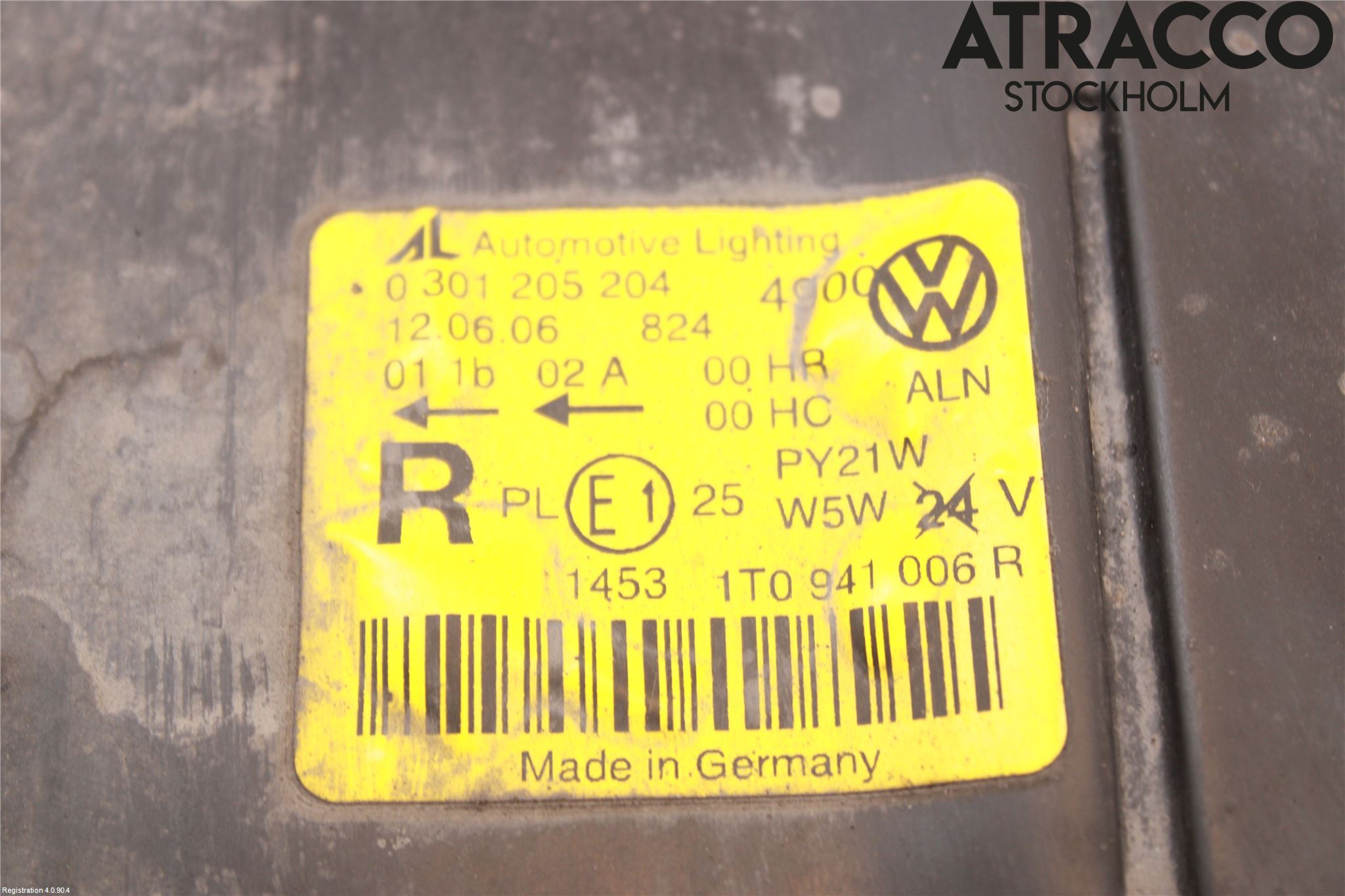 Volkswagen VW TOURAN 03-10 Frontlykt Høyre