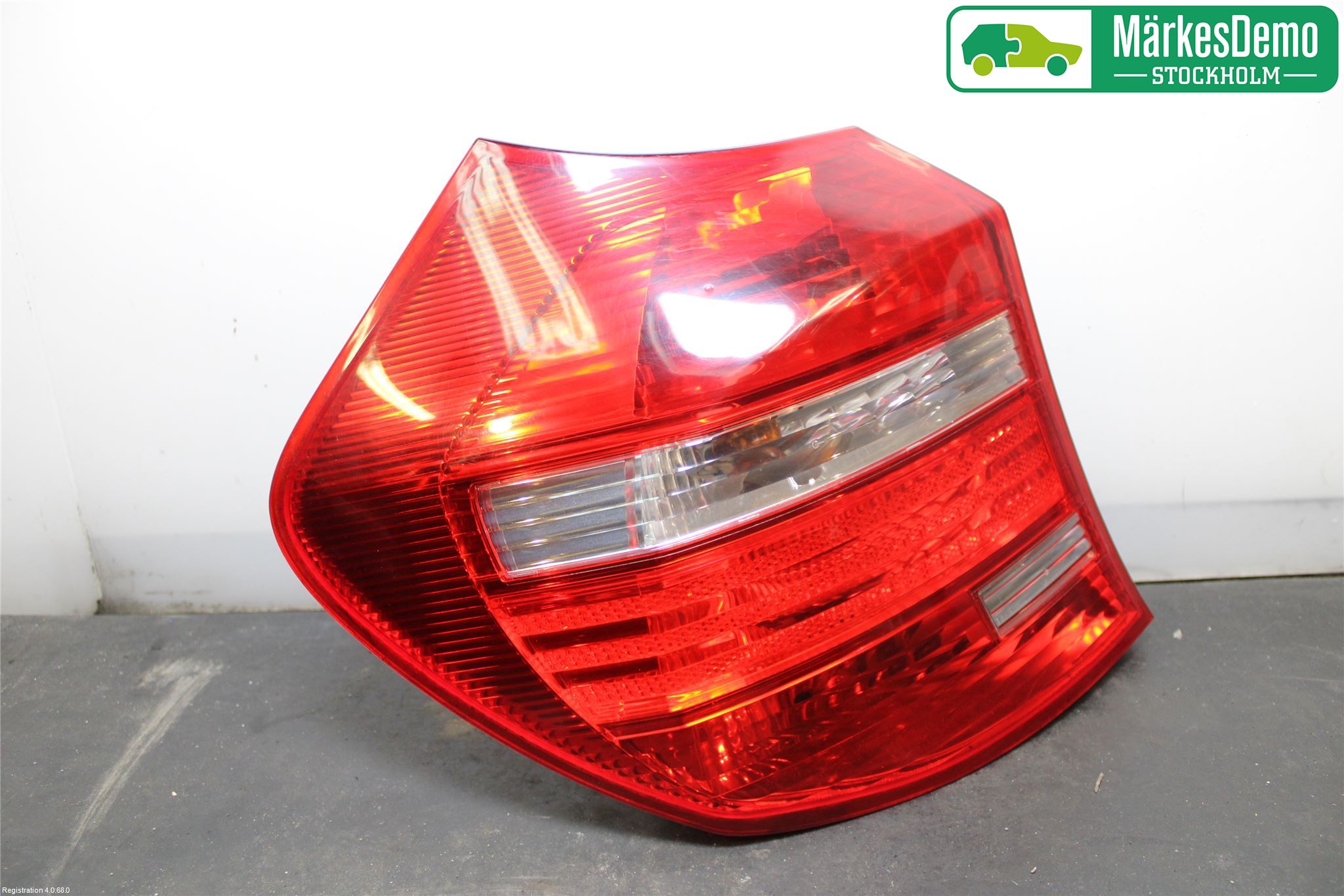 BMW 1 E87/81 5D/3D 03-11 Baklykt Venstre