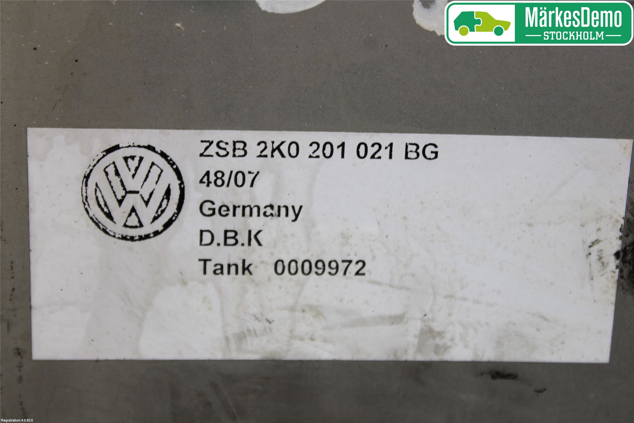 Volkswagen VW CADDY      04-10 Drivstofftank