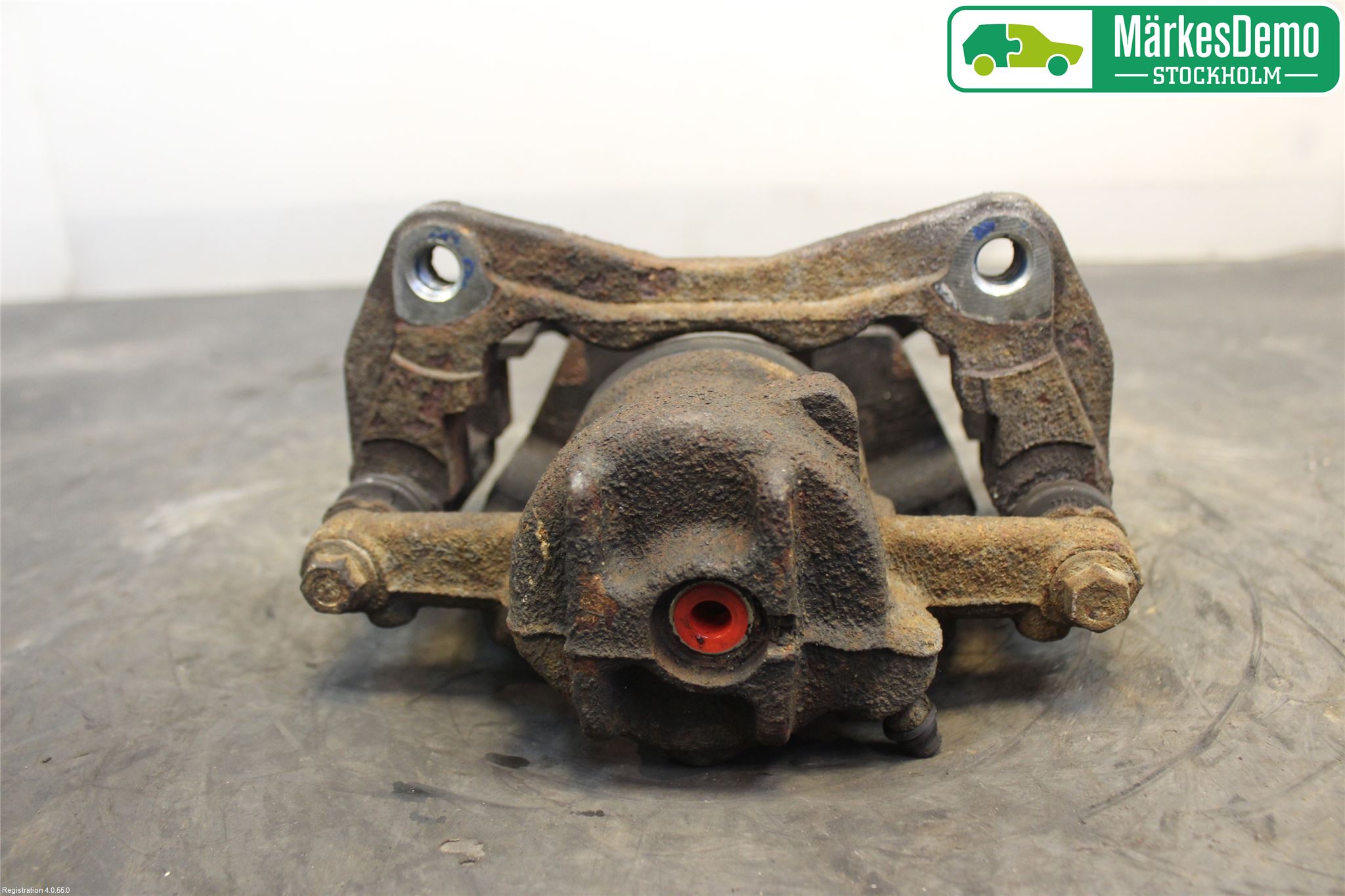 Mitsubishi COLT   04-08 Bremsecaliper Foran Venstre