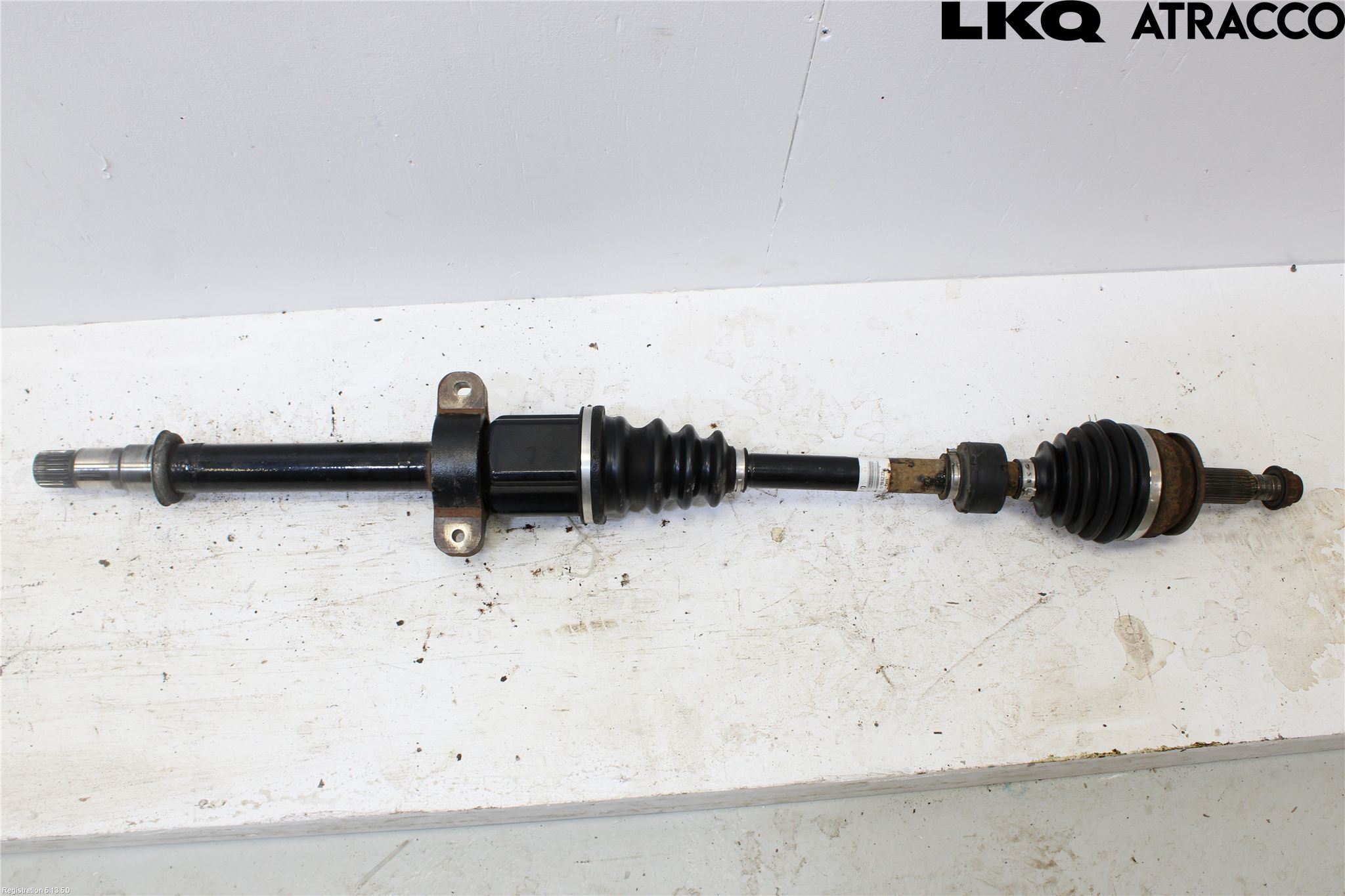 Toyota AVENSIS 16-18 Drivaksel Foran Kompl Høyre