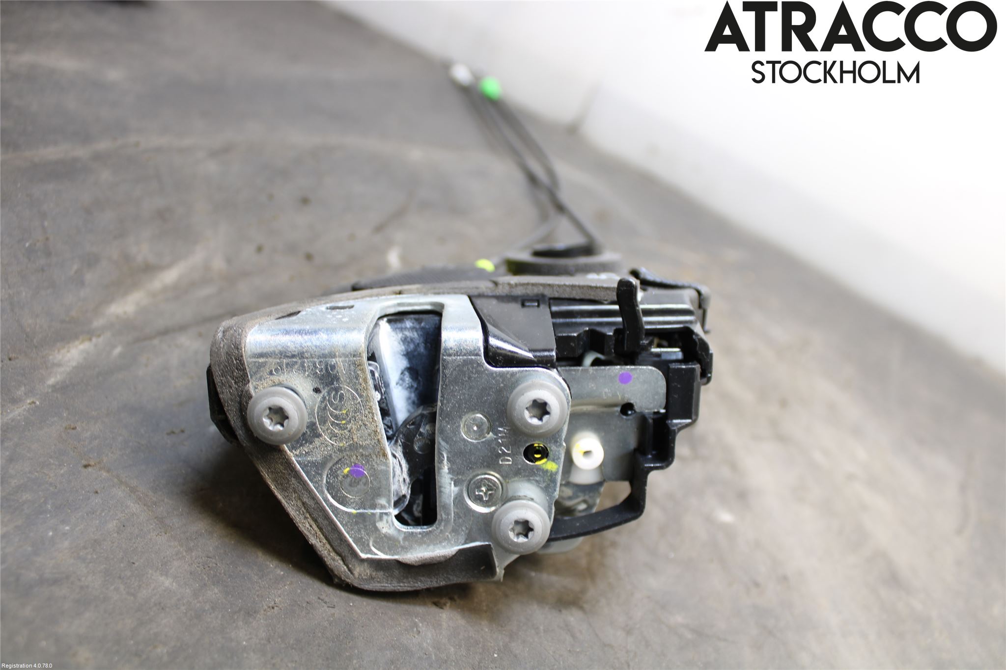 Toyota AURIS 13-19 Dørlås - Låsekasse
