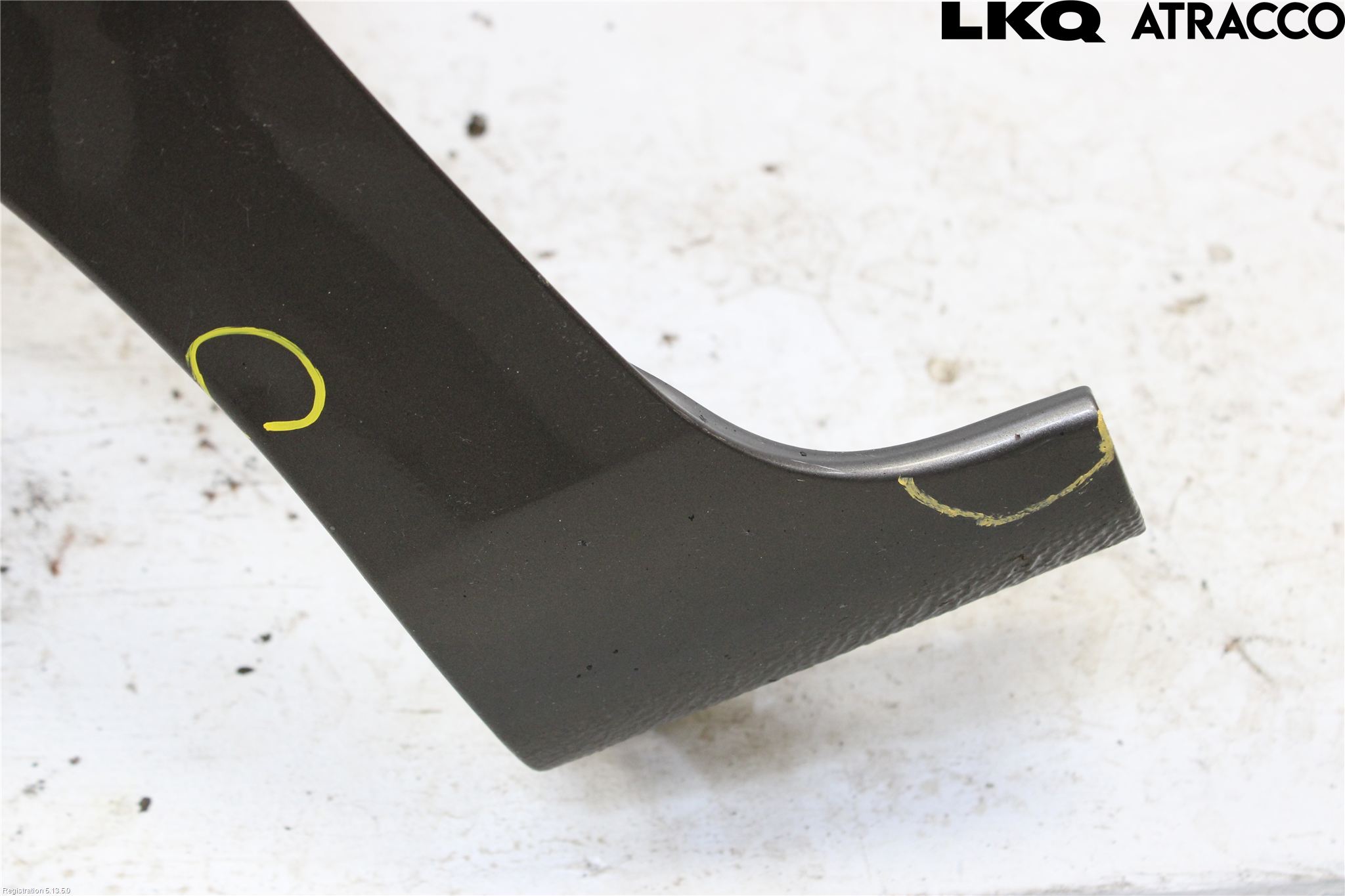 Toyota AURIS 13-19 Skjerm Foran Venstre