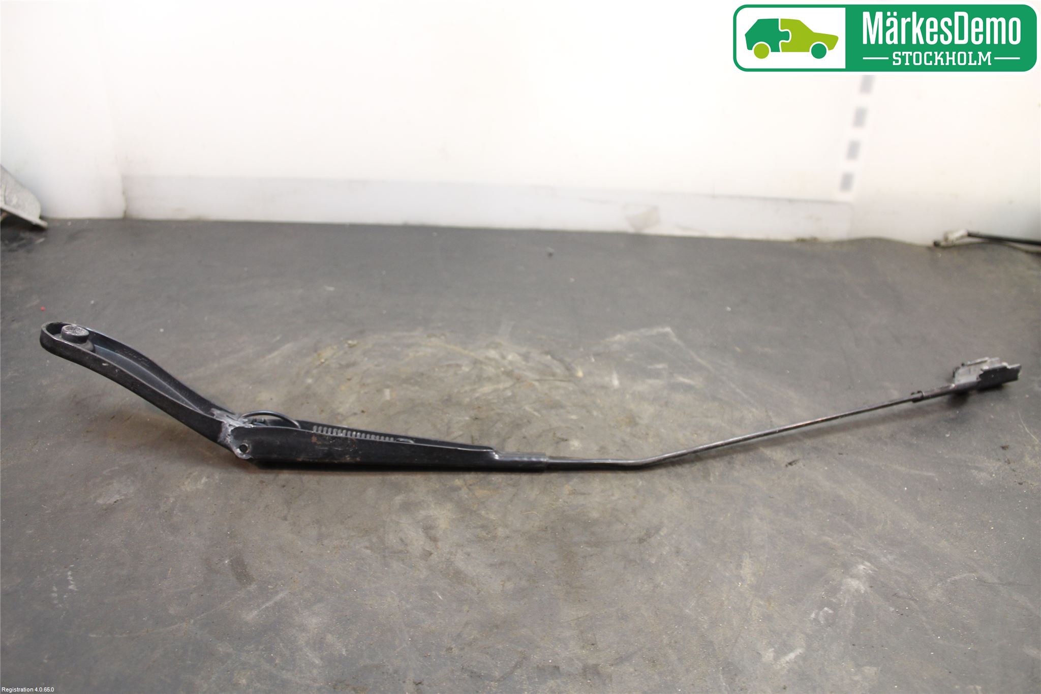 Volvo V70 08-13 Viskerarm-Armer Frontrute