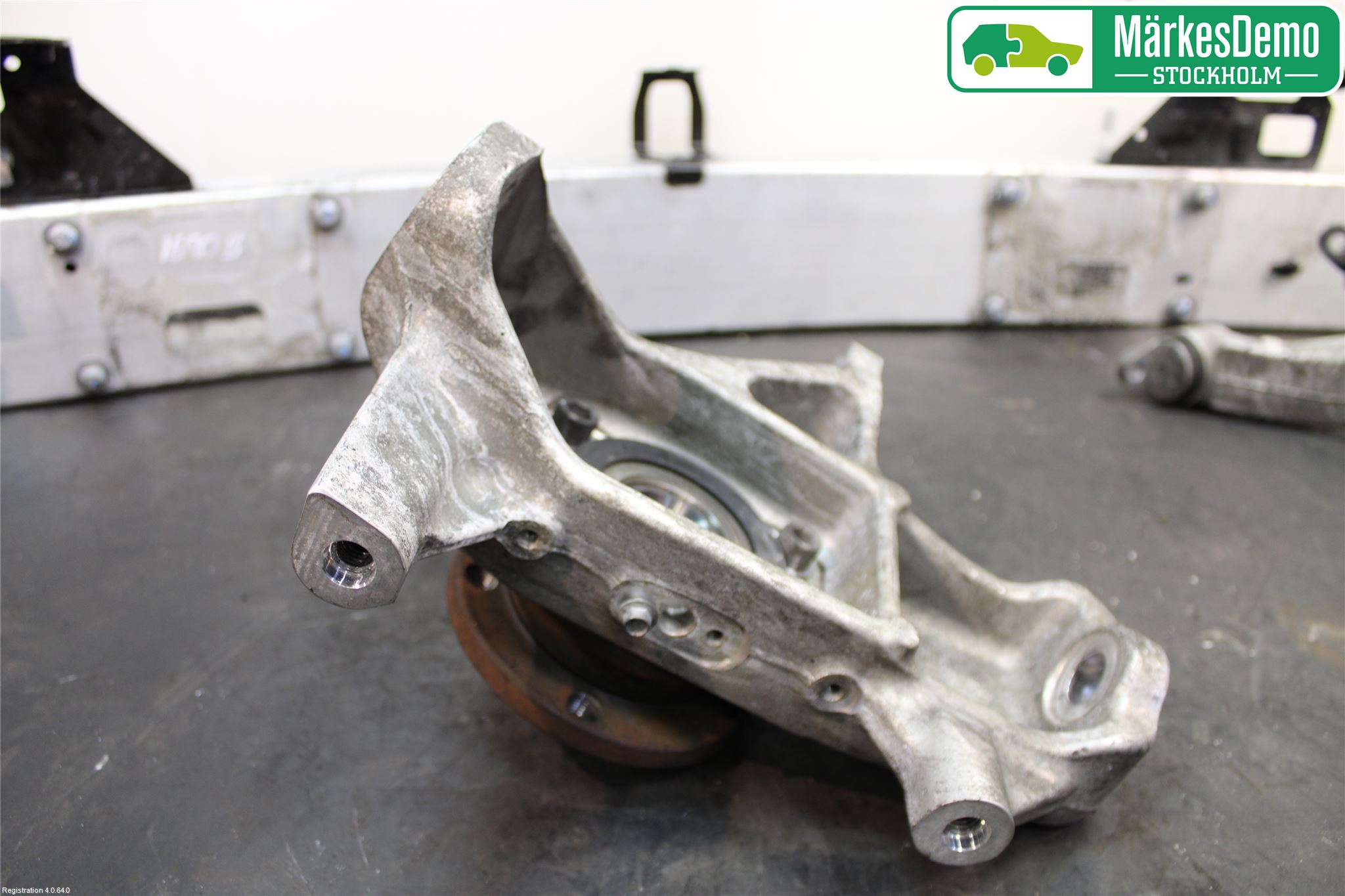 McLAREN Spindel Vf