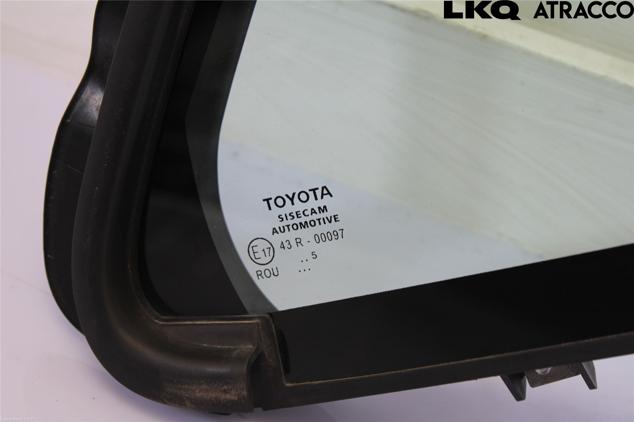 Toyota YARIS CROSS XP21 21- Dørrute Bak Høyre Trekant 4D