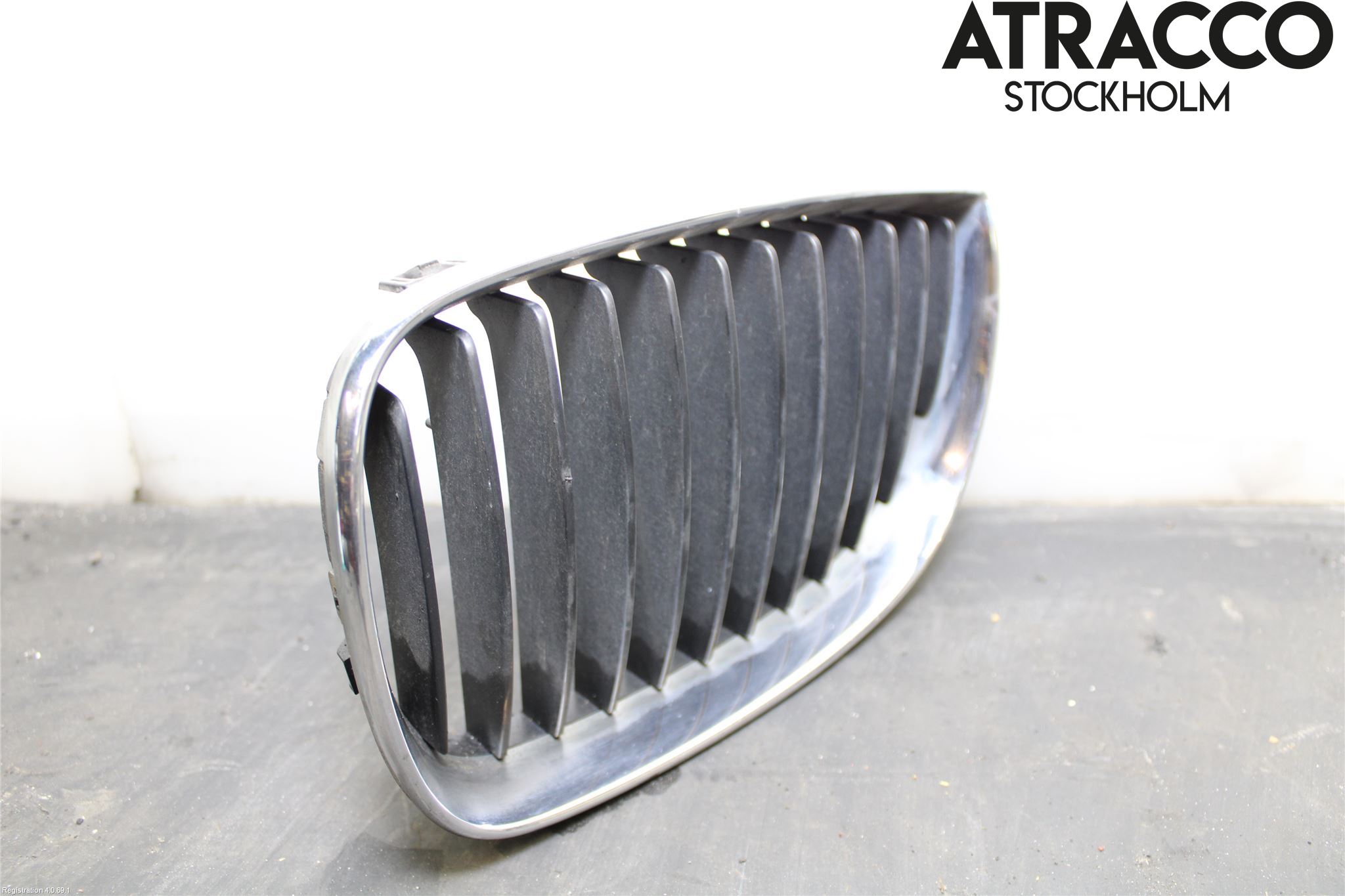BMW 1 E87/81 5D/3D 03-11 Grilldel Venstre