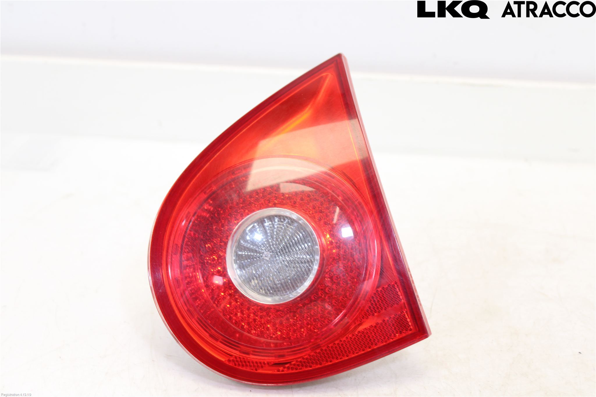 Volkswagen VW GOLF V 04-09 Baklykt Høyre  På Luke(Indre)