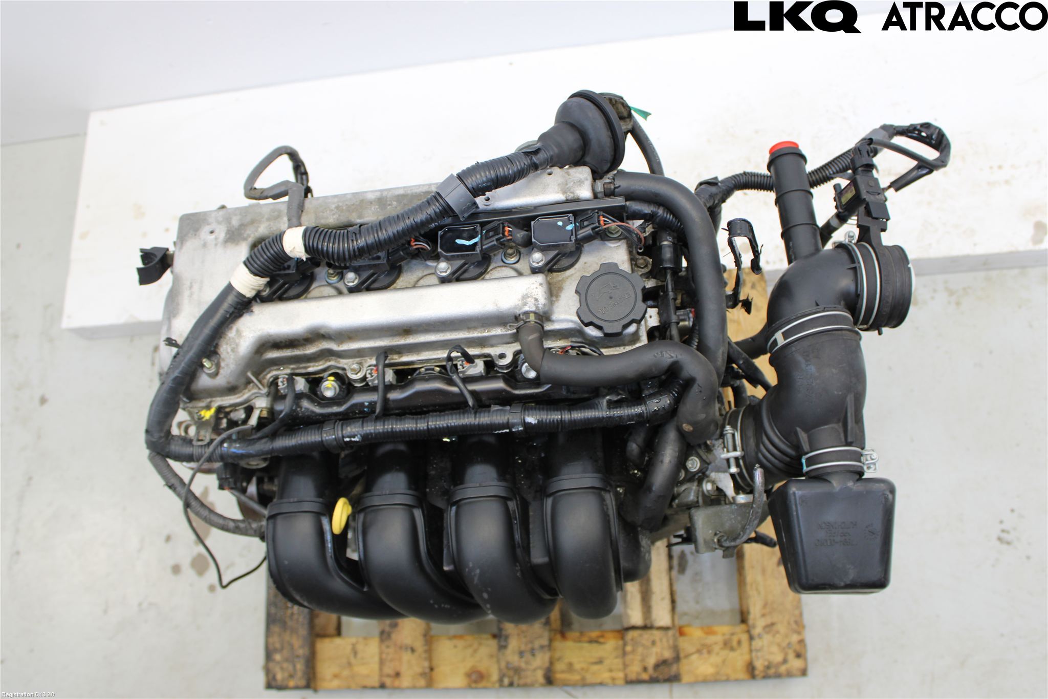 Toyota AVENSIS 98-02 Motor Bensin